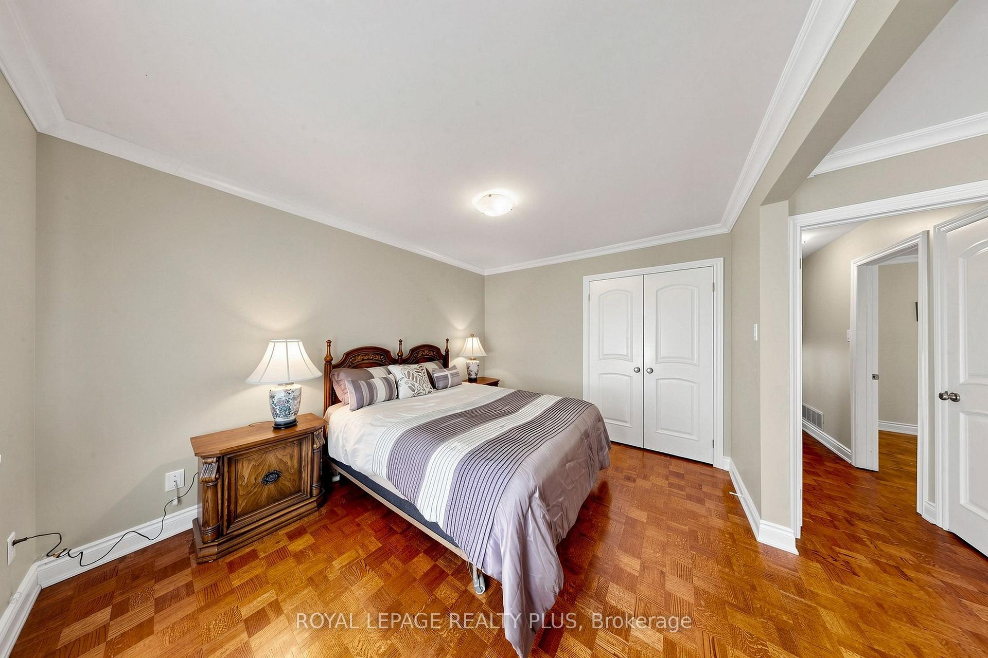 Photo 17 of 2328 Yolanda Drive, Oakville, West — HOMEH