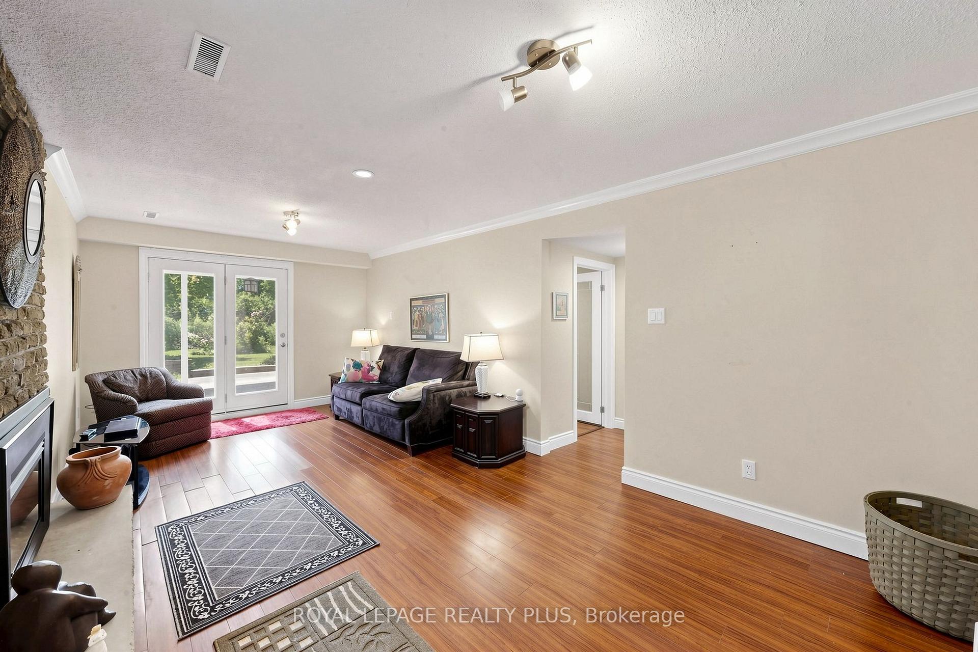 Photo 20 of 2328 Yolanda Drive, Oakville, West — HOMEH