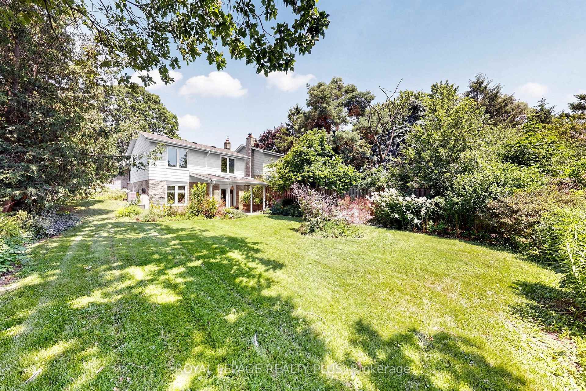 Photo 32 of 2328 Yolanda Drive, Oakville, West — HOMEH