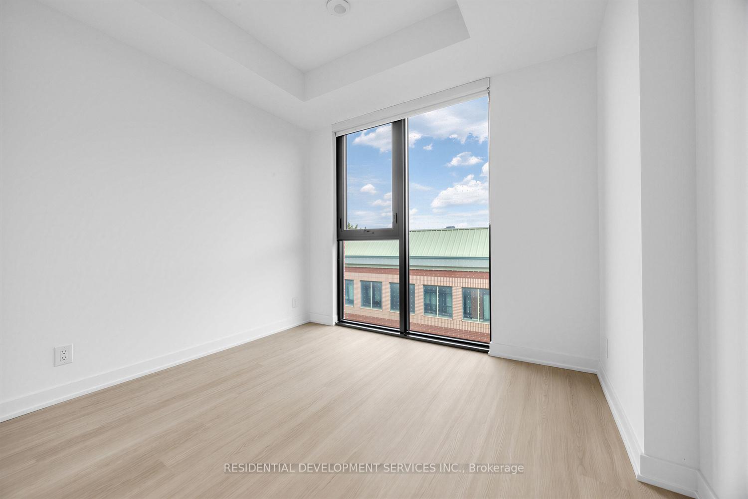 Photo 16 of Unit 505, 699 Sheppard Avenue E, North York, Bayview Village — HOMEH