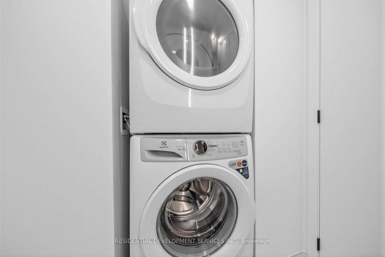 Photo 19 of Unit 505, 699 Sheppard Avenue E, North York, Bayview Village — HOMEH