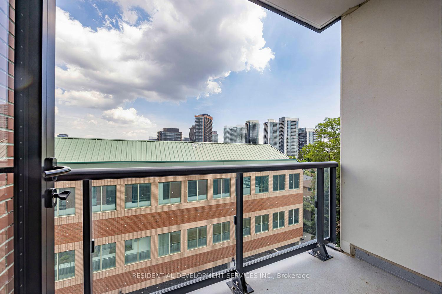 Photo 24 of Unit 505, 699 Sheppard Avenue E, North York, Bayview Village — HOMEH