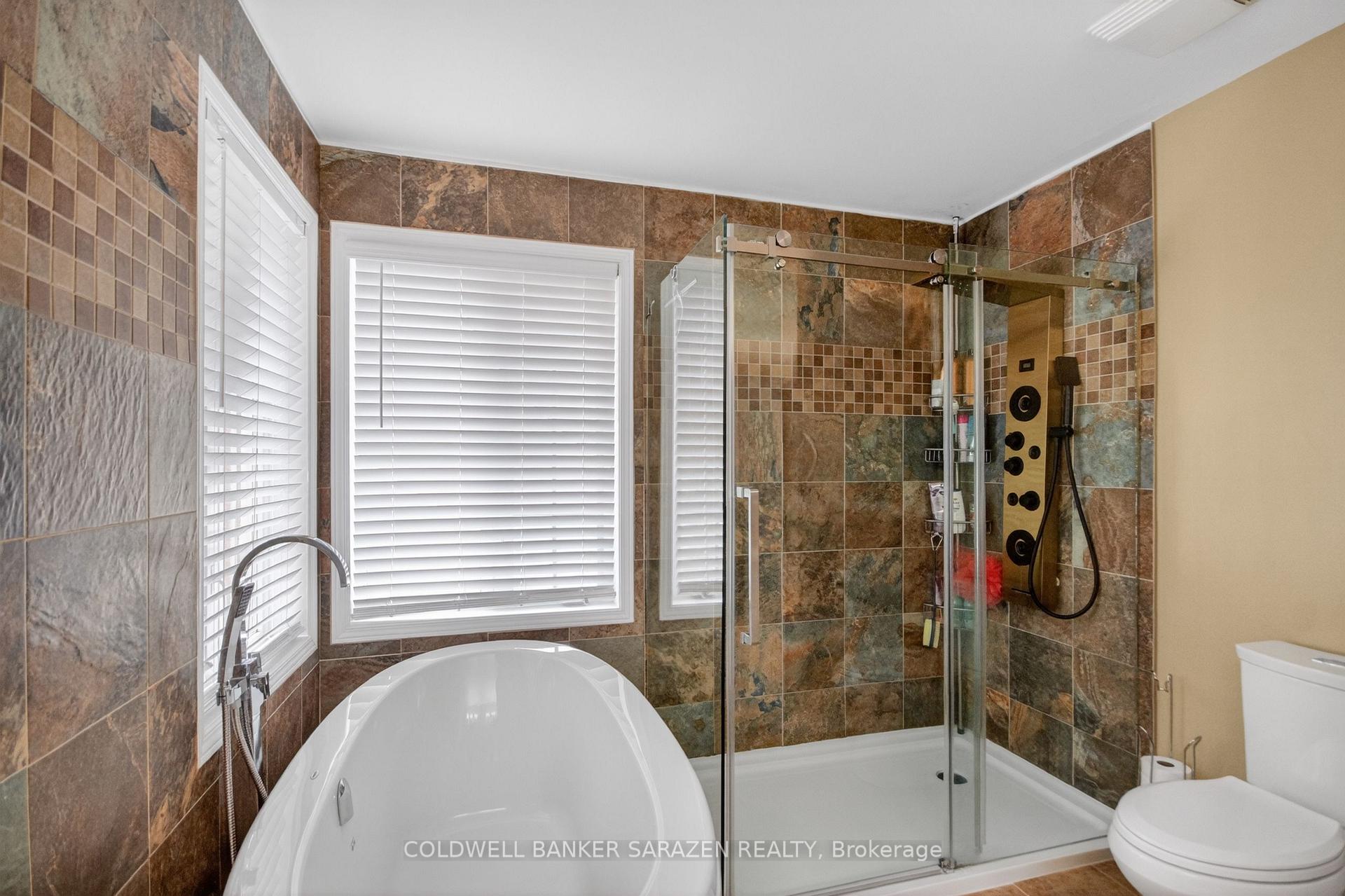 Photo 15 of 3 Castle Glen Crescent, Ottawa, Kanata - Glencairn/Hazeldean — HOMEH