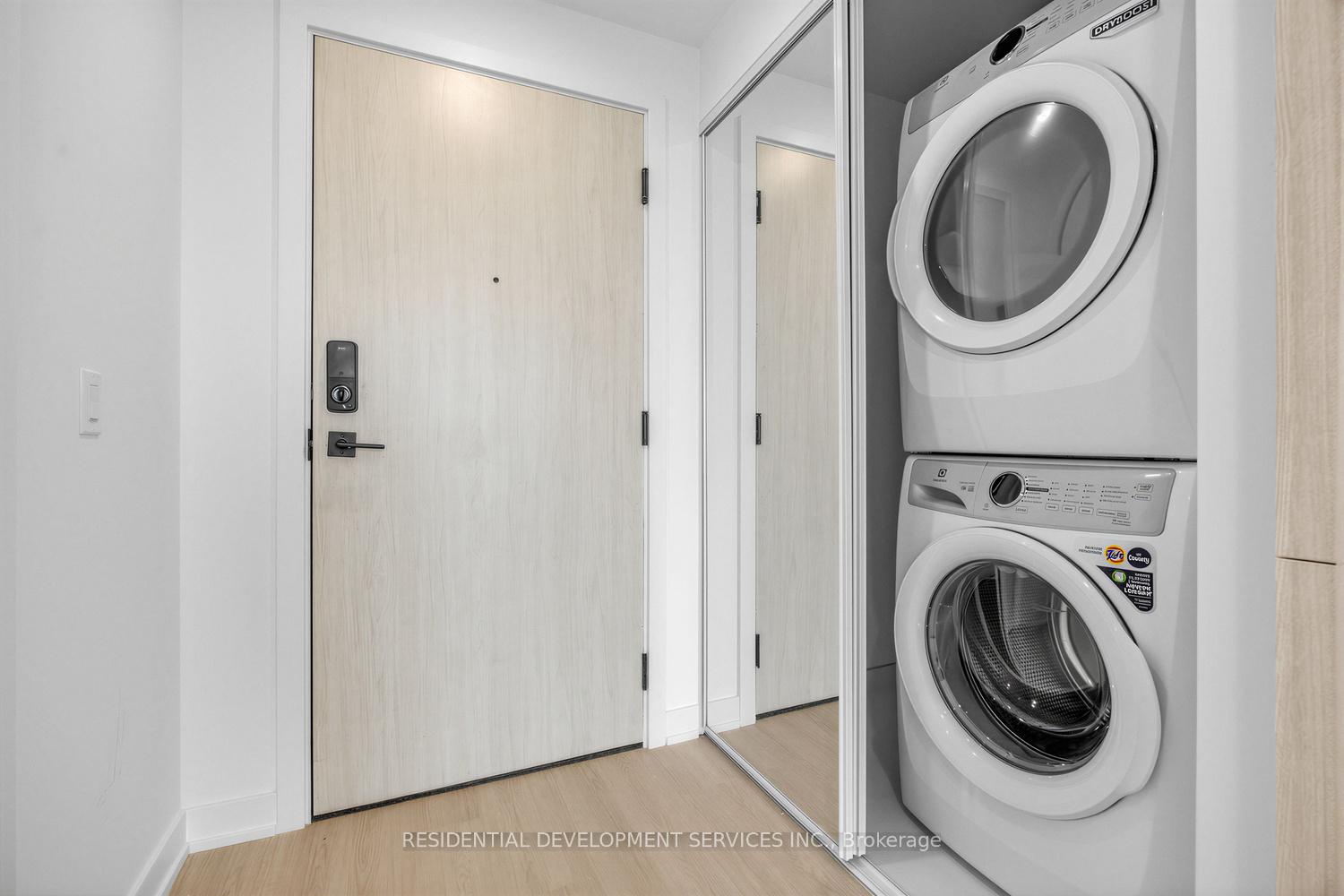 Photo 11 of Unit 619, 699 Sheppard Avenue E, North York, Bayview Village — HOMEH