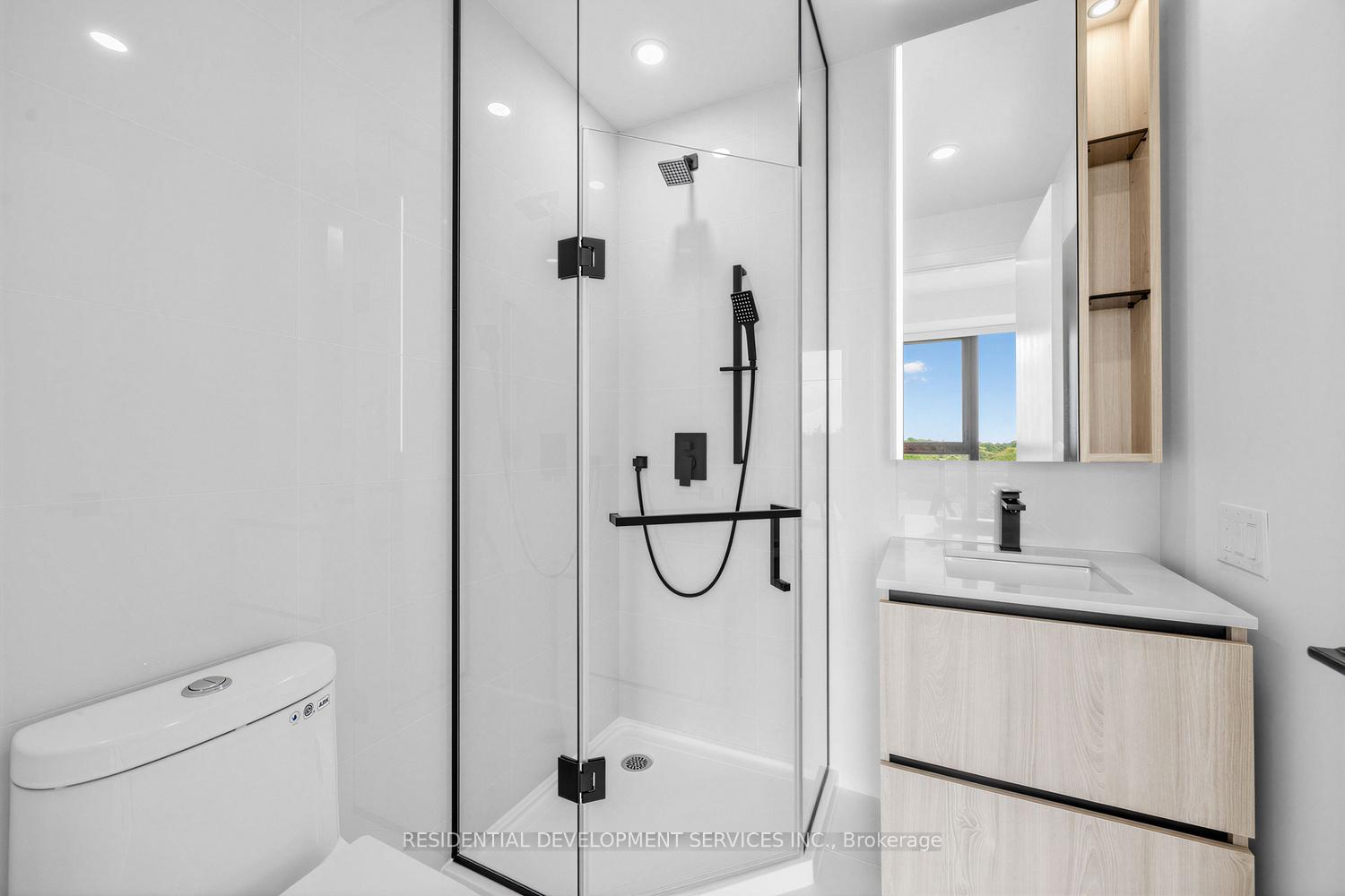 Photo 22 of Unit 619, 699 Sheppard Avenue E, North York, Bayview Village — HOMEH