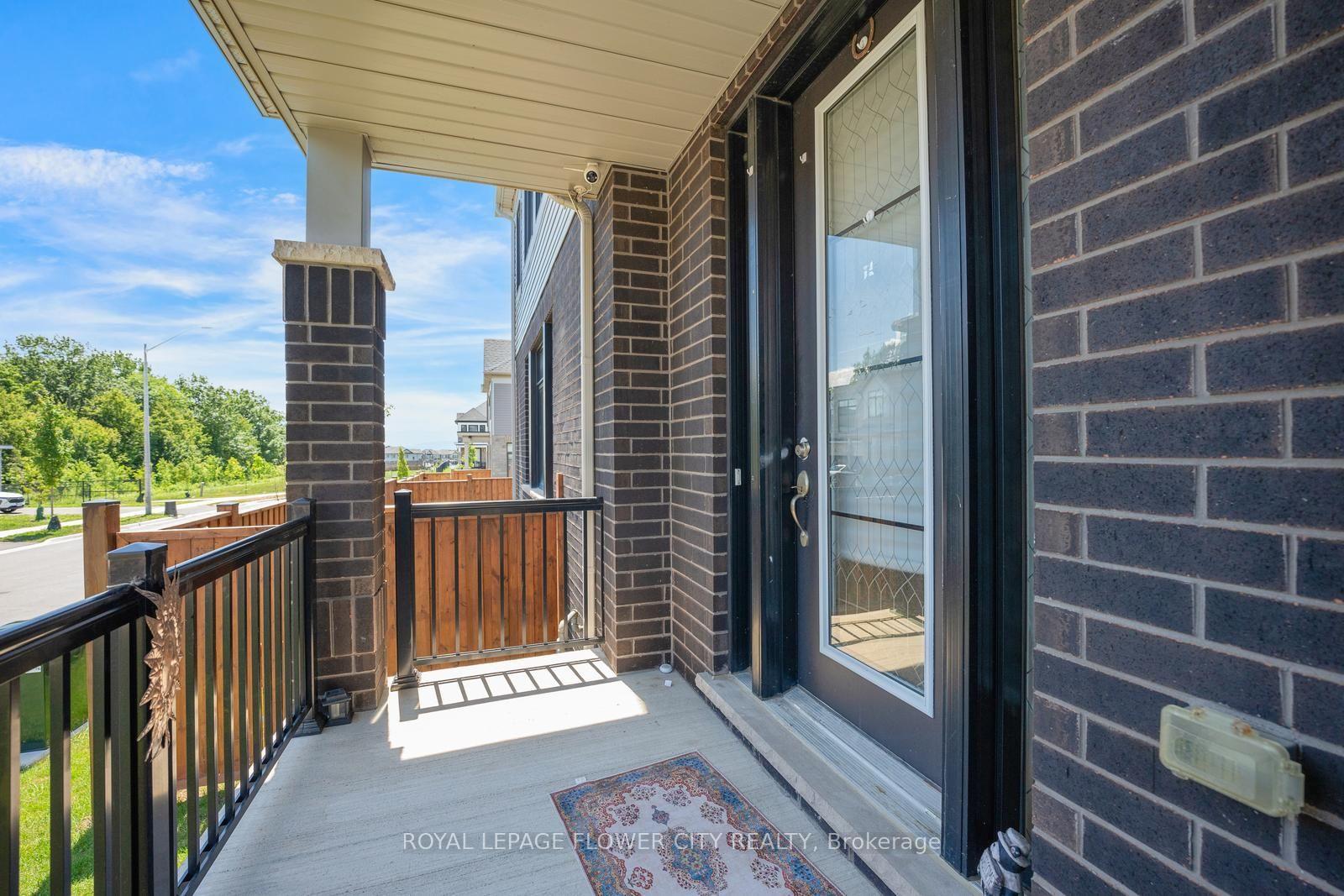 Photo 10 of 44 Weylie Street, Hamilton, Mount Hope — HOMEH