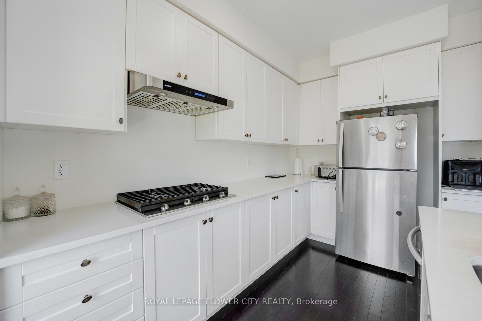 Photo 25 of 44 Weylie Street, Hamilton, Mount Hope — HOMEH
