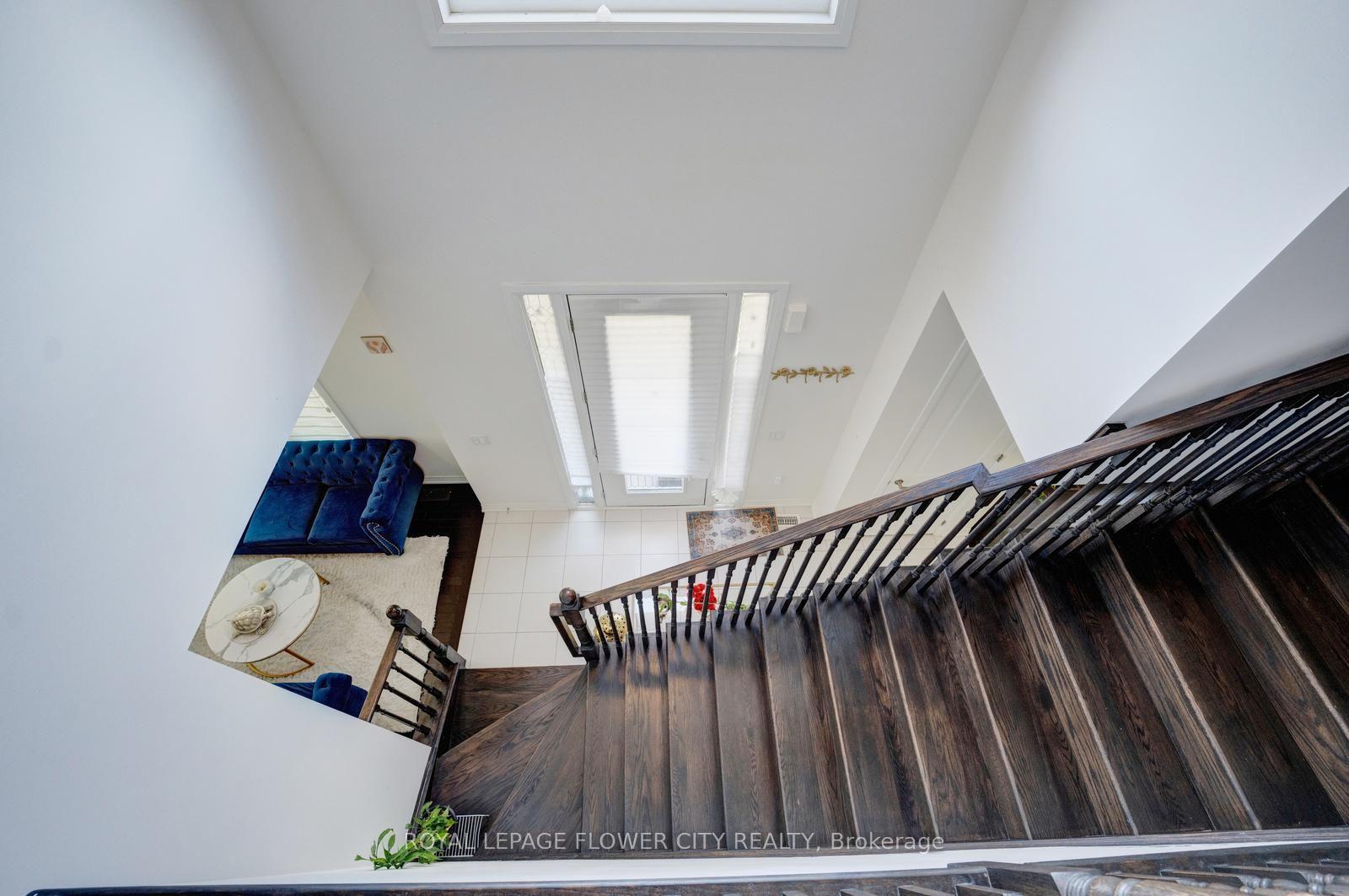 Photo 31 of 44 Weylie Street, Hamilton, Mount Hope — HOMEH