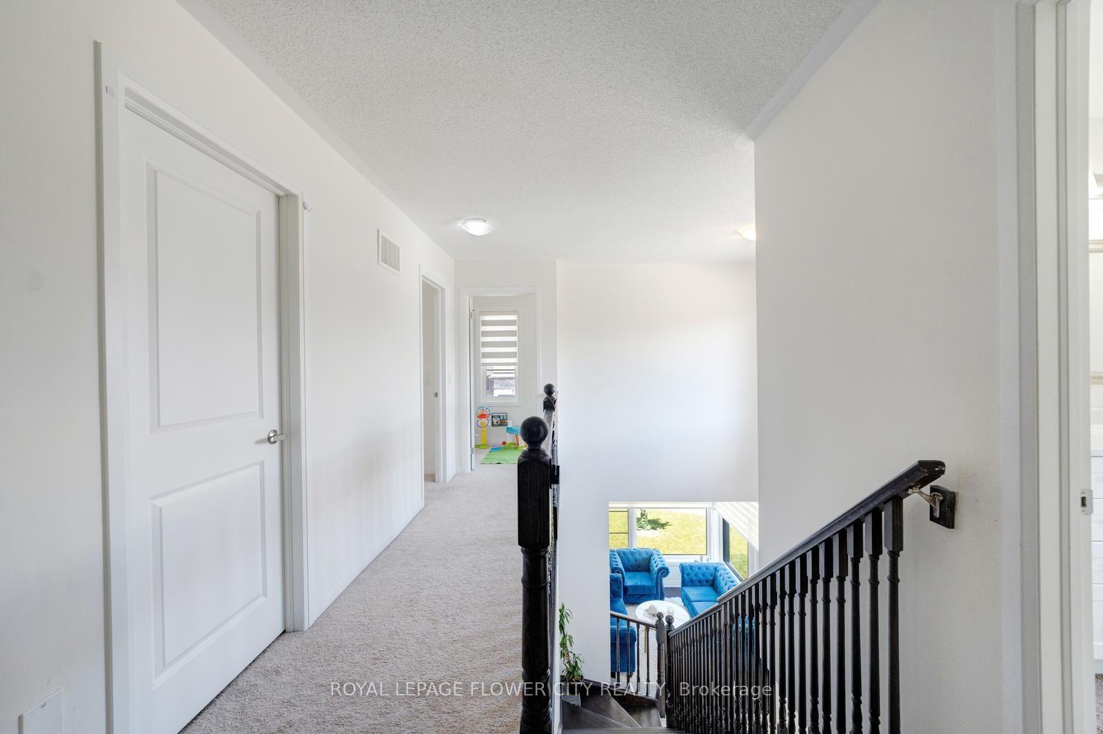 Photo 32 of 44 Weylie Street, Hamilton, Mount Hope — HOMEH
