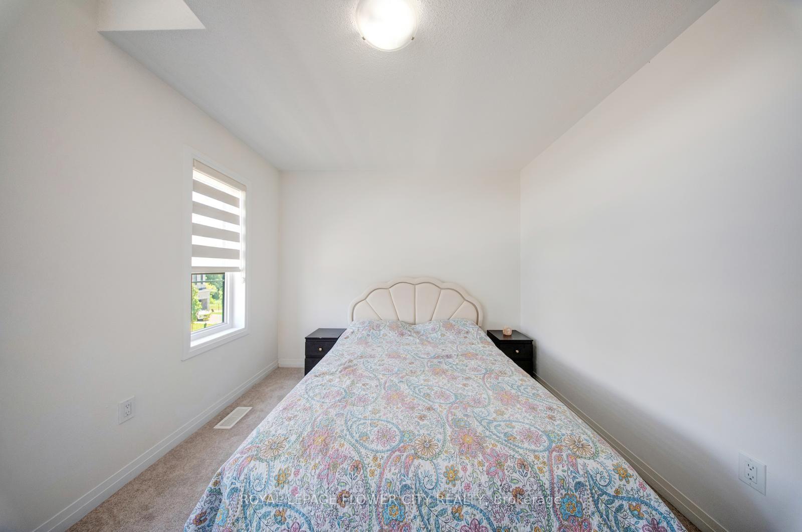 Photo 36 of 44 Weylie Street, Hamilton, Mount Hope — HOMEH