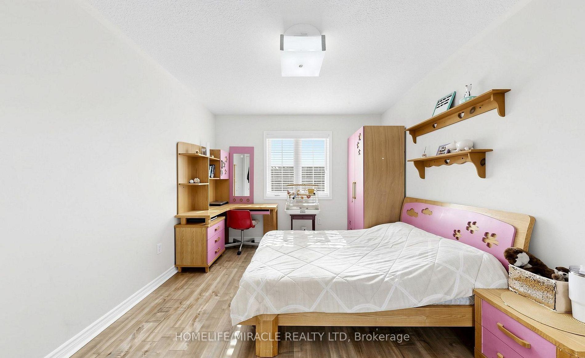 Photo 22 of 361 Brisdale Drive N, Brampton, Fletcher's Meadow — HOMEH