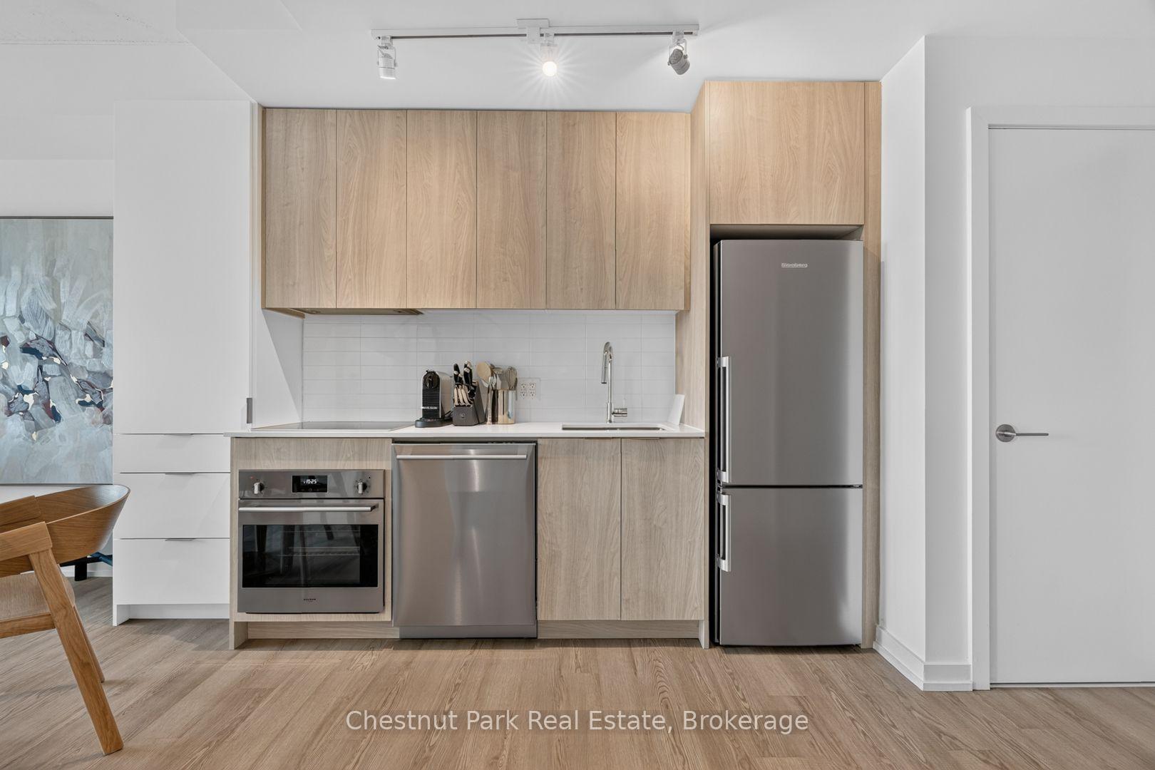 Photo 3 of Unit #513, 100 Carrick Trail, Gravenhurst, Muskoka (S) — HOMEH