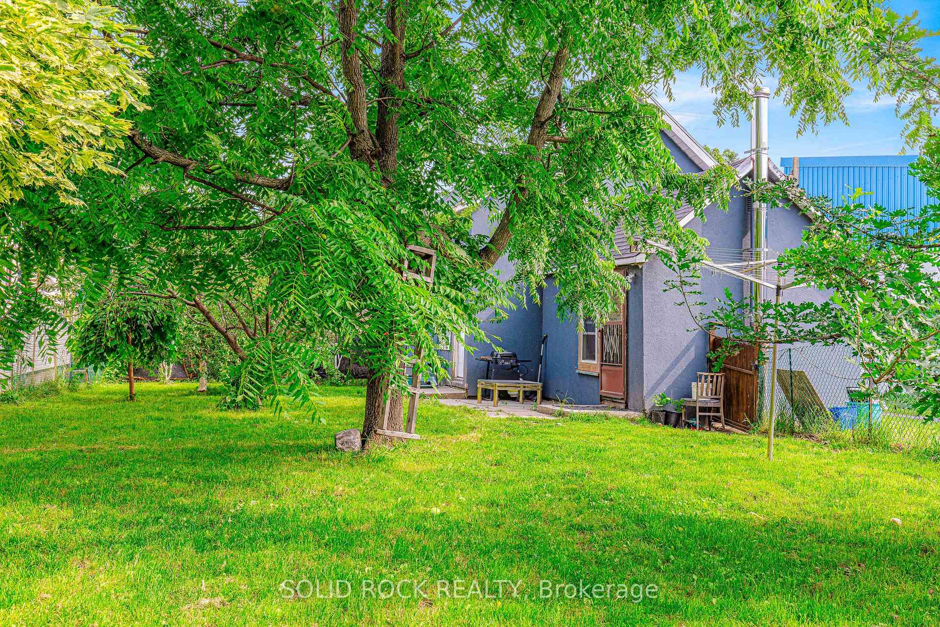 Photo 4 of 3022 John Street, Edwardsburgh/Cardinal, Town of Cardinal — HOMEH