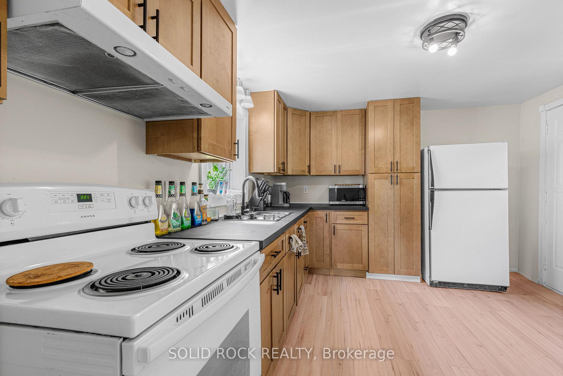 Photo 26 of 3022 John Street, Edwardsburgh/Cardinal, Town of Cardinal — HOMEH