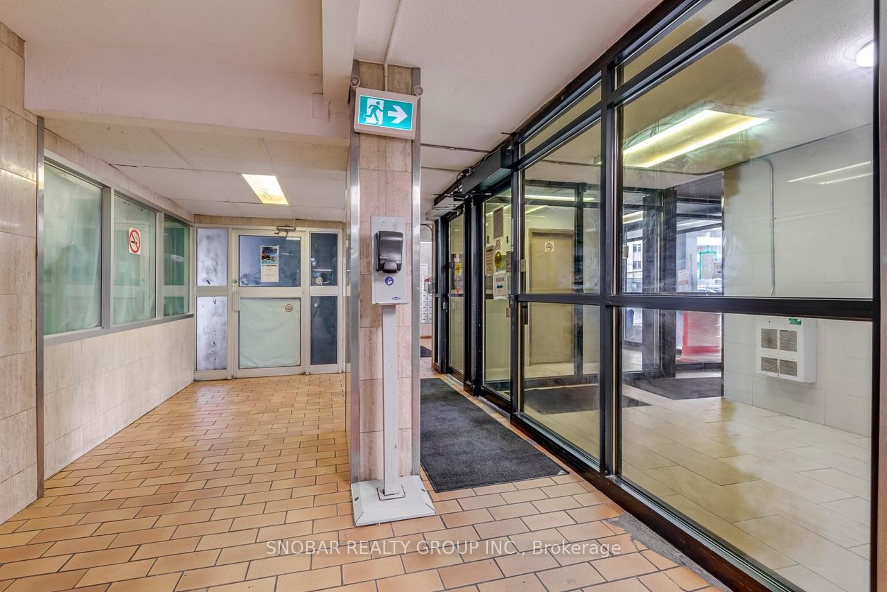 Photo 2 of Unit 804, 340 Dixon Road, Etobicoke, Kingsview Village-The Westway — HOMEH