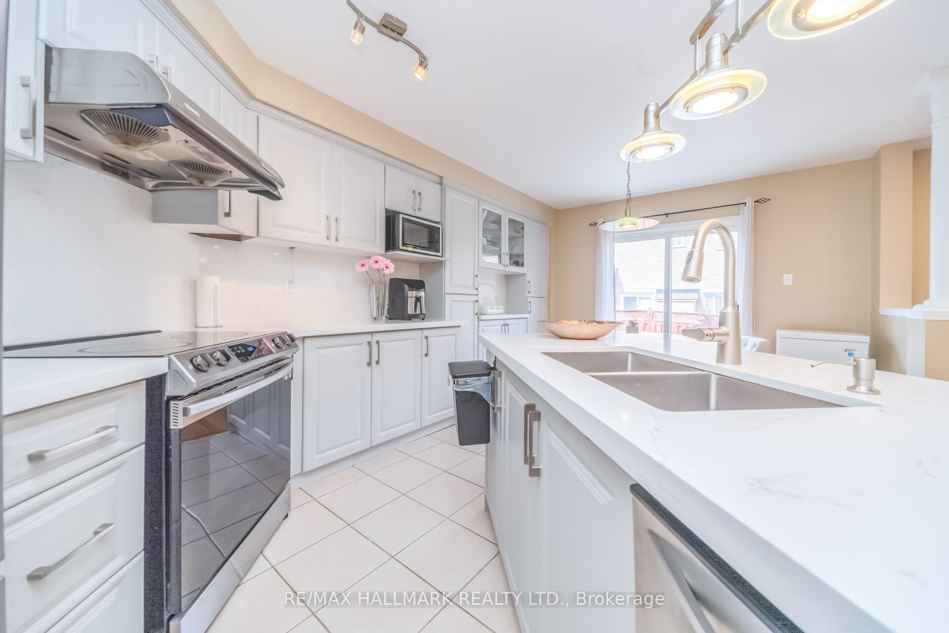 Photo 17 of 5437 Rochelle Way, Mississauga, Churchill Meadows — HOMEH