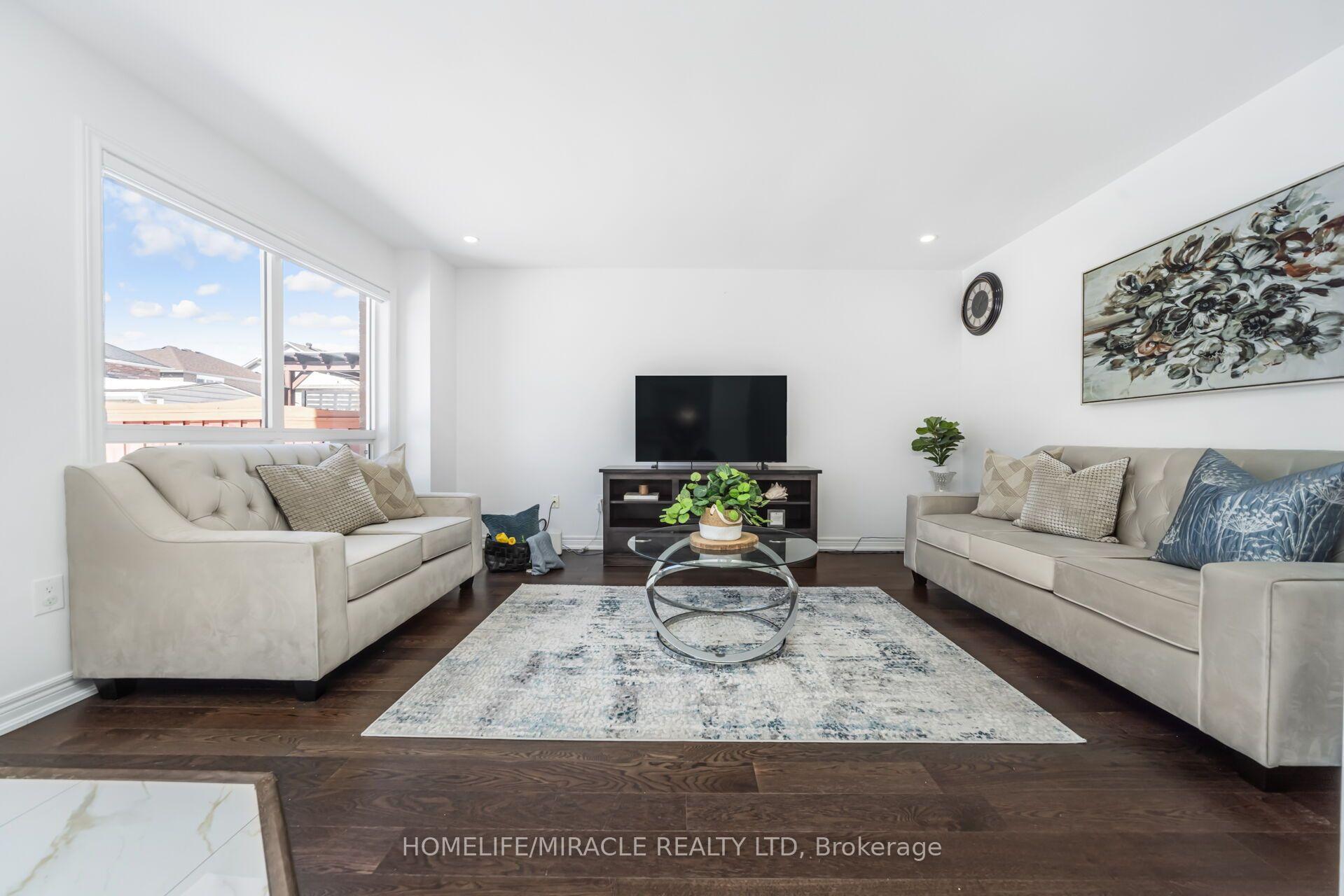 Photo 11 of 49 Cross Country Boulevard, Caledon, Bolton North — HOMEH