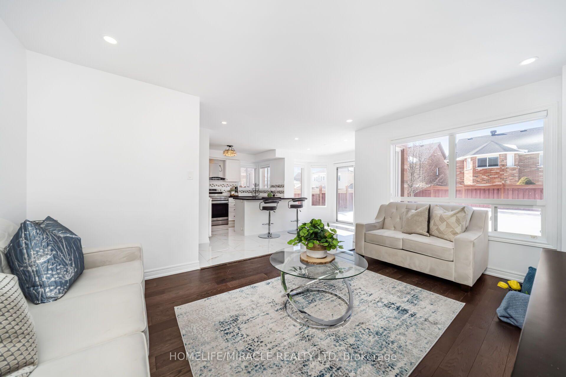 Photo 13 of 49 Cross Country Boulevard, Caledon, Bolton North — HOMEH