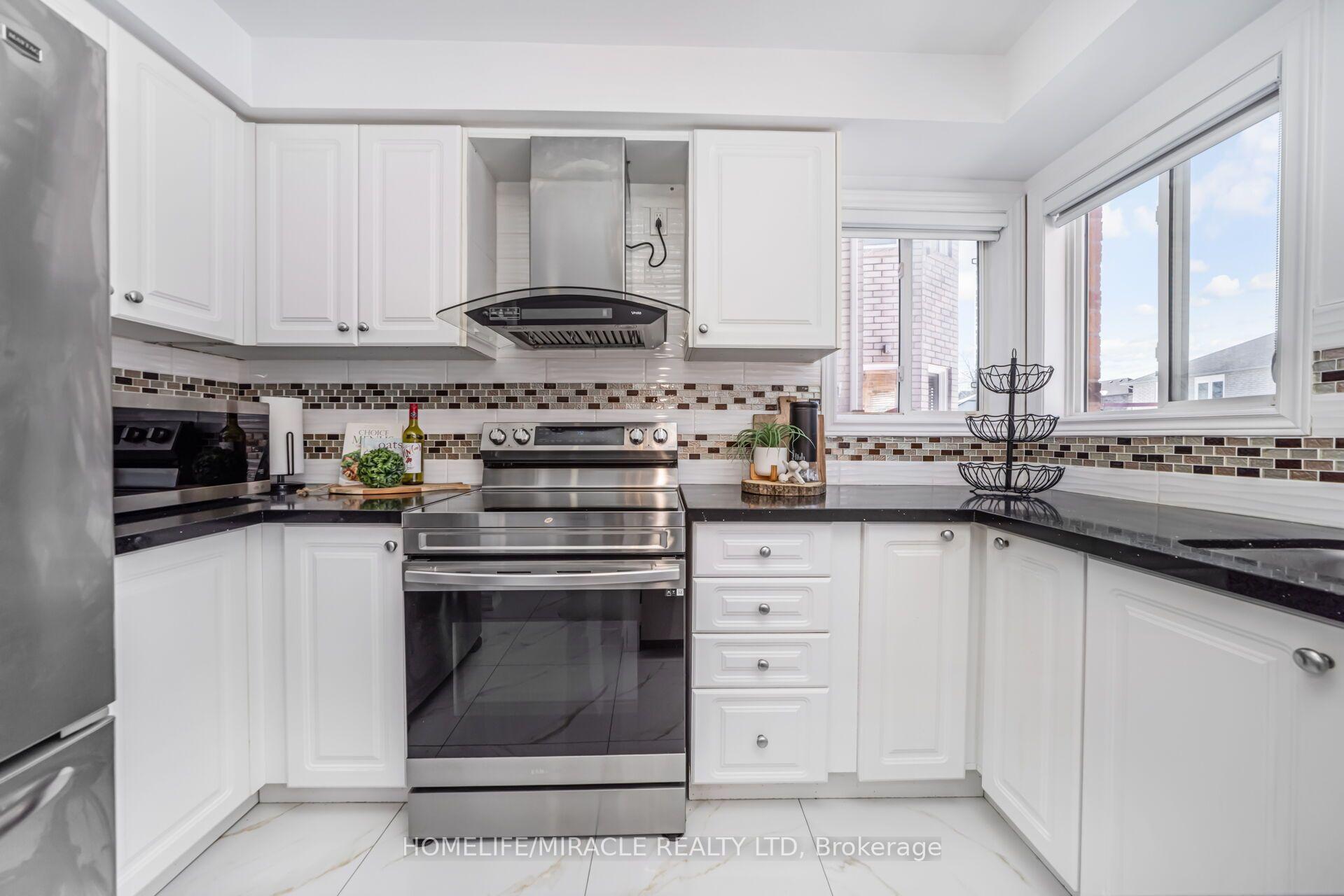 Photo 17 of 49 Cross Country Boulevard, Caledon, Bolton North — HOMEH