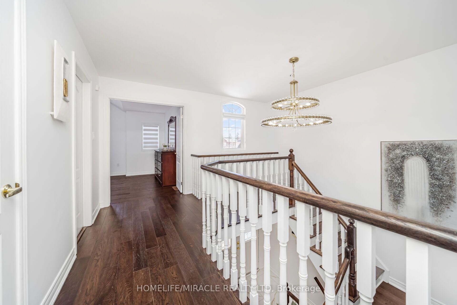 Photo 24 of 49 Cross Country Boulevard, Caledon, Bolton North — HOMEH