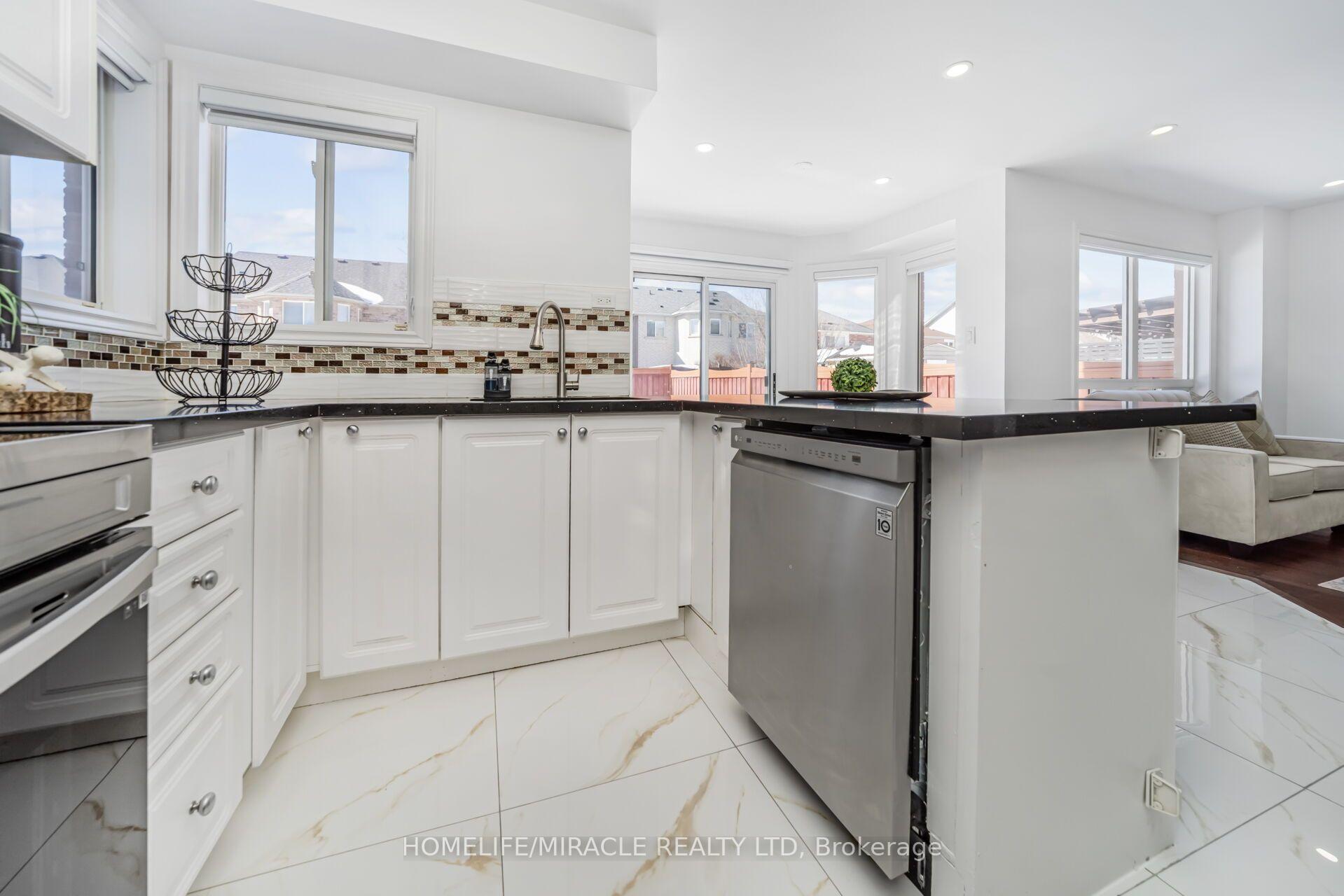 Photo 49 of 49 Cross Country Boulevard, Caledon, Bolton North — HOMEH