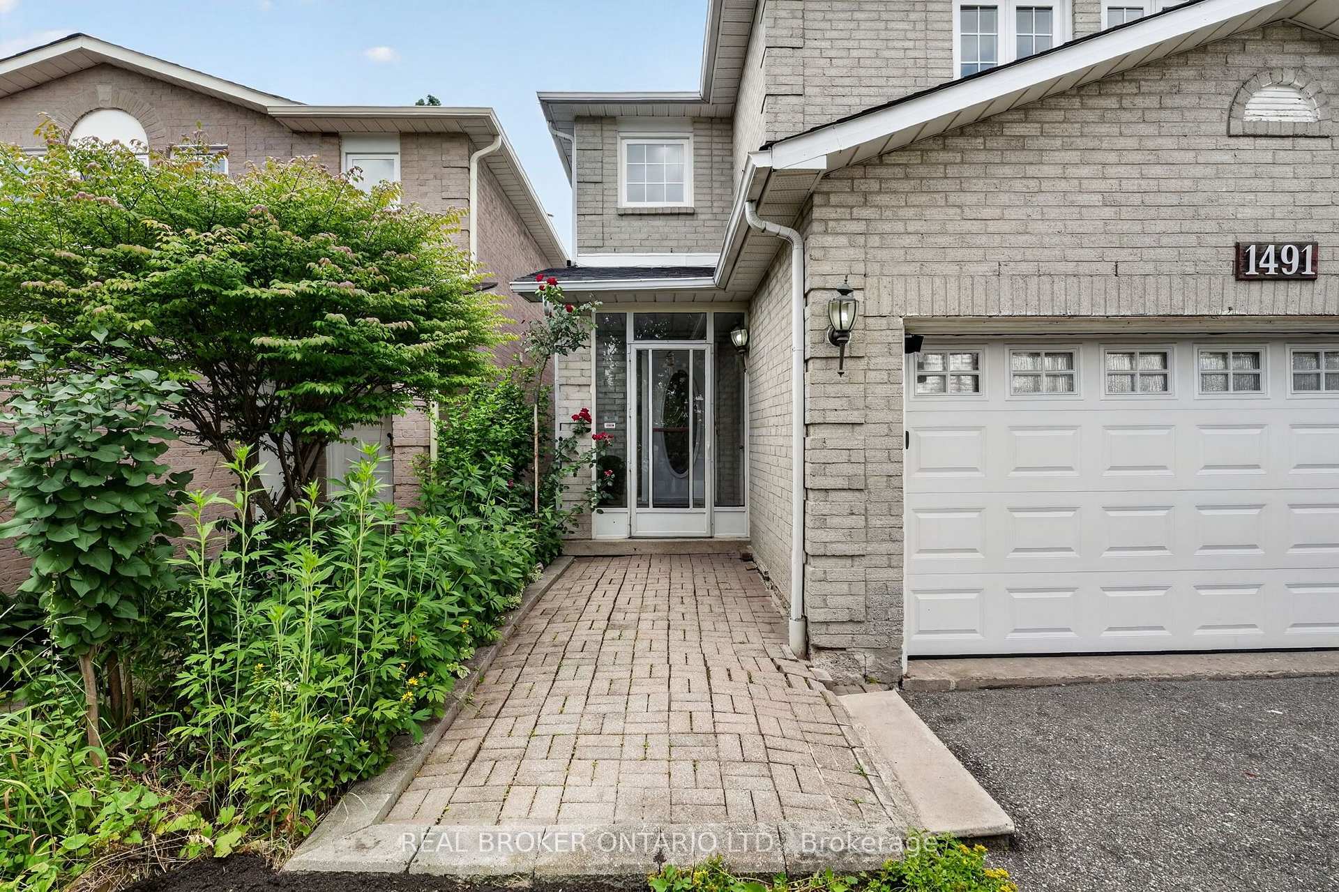 Photo 3 of 1491 Evenside Crescent, Mississauga, East Credit — HOMEH