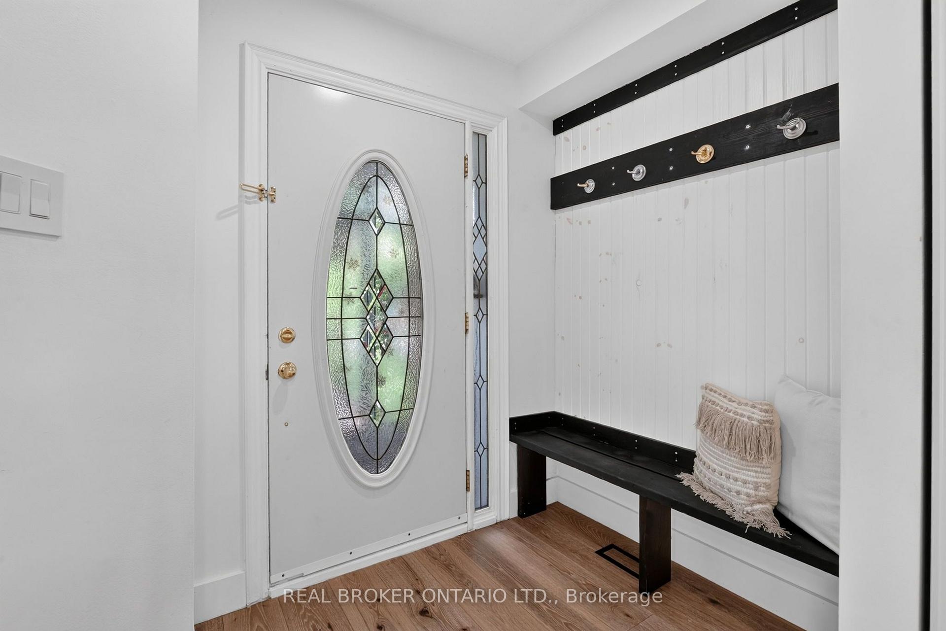 Photo 4 of 1491 Evenside Crescent, Mississauga, East Credit — HOMEH