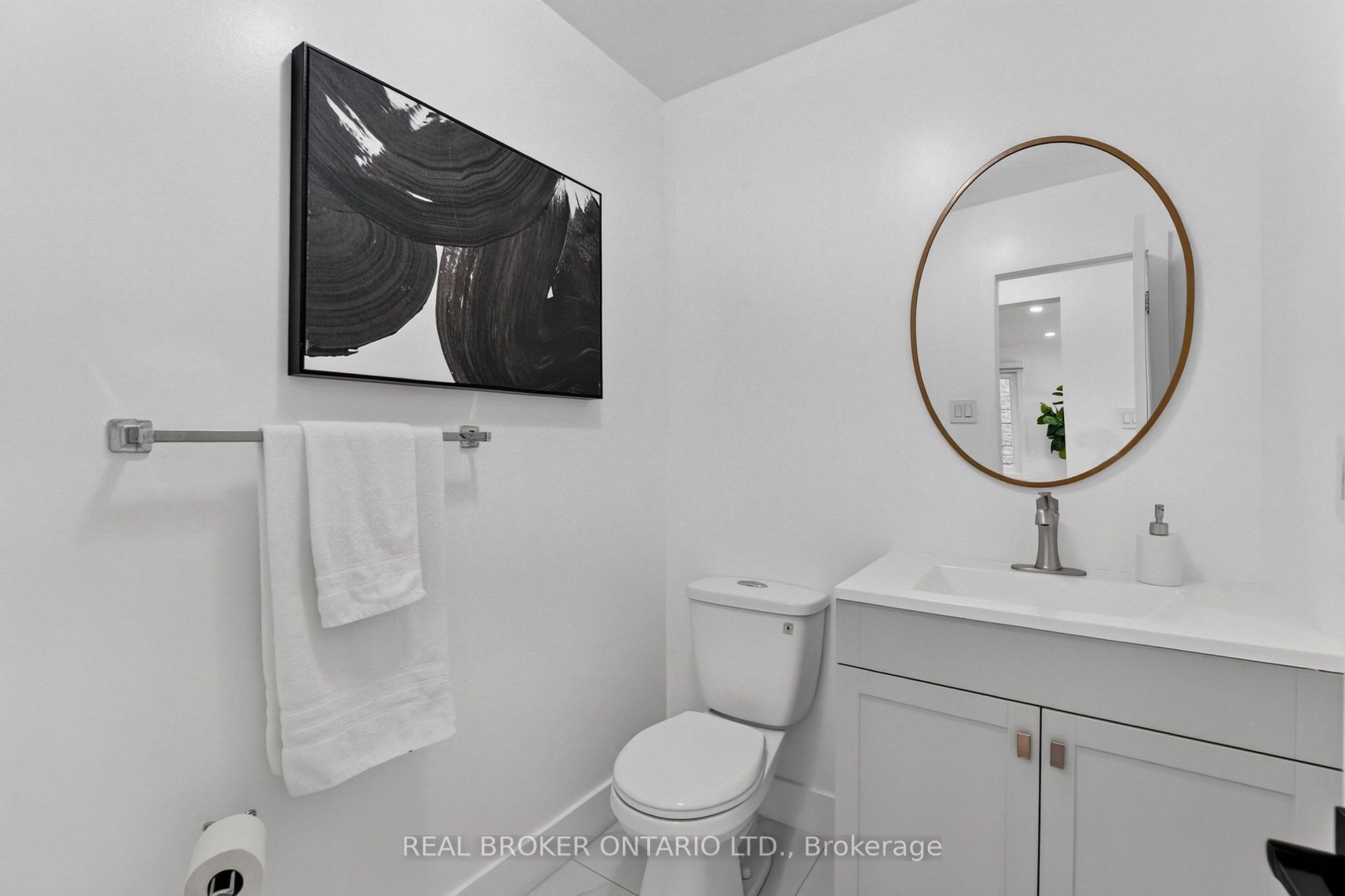 Photo 15 of 1491 Evenside Crescent, Mississauga, East Credit — HOMEH