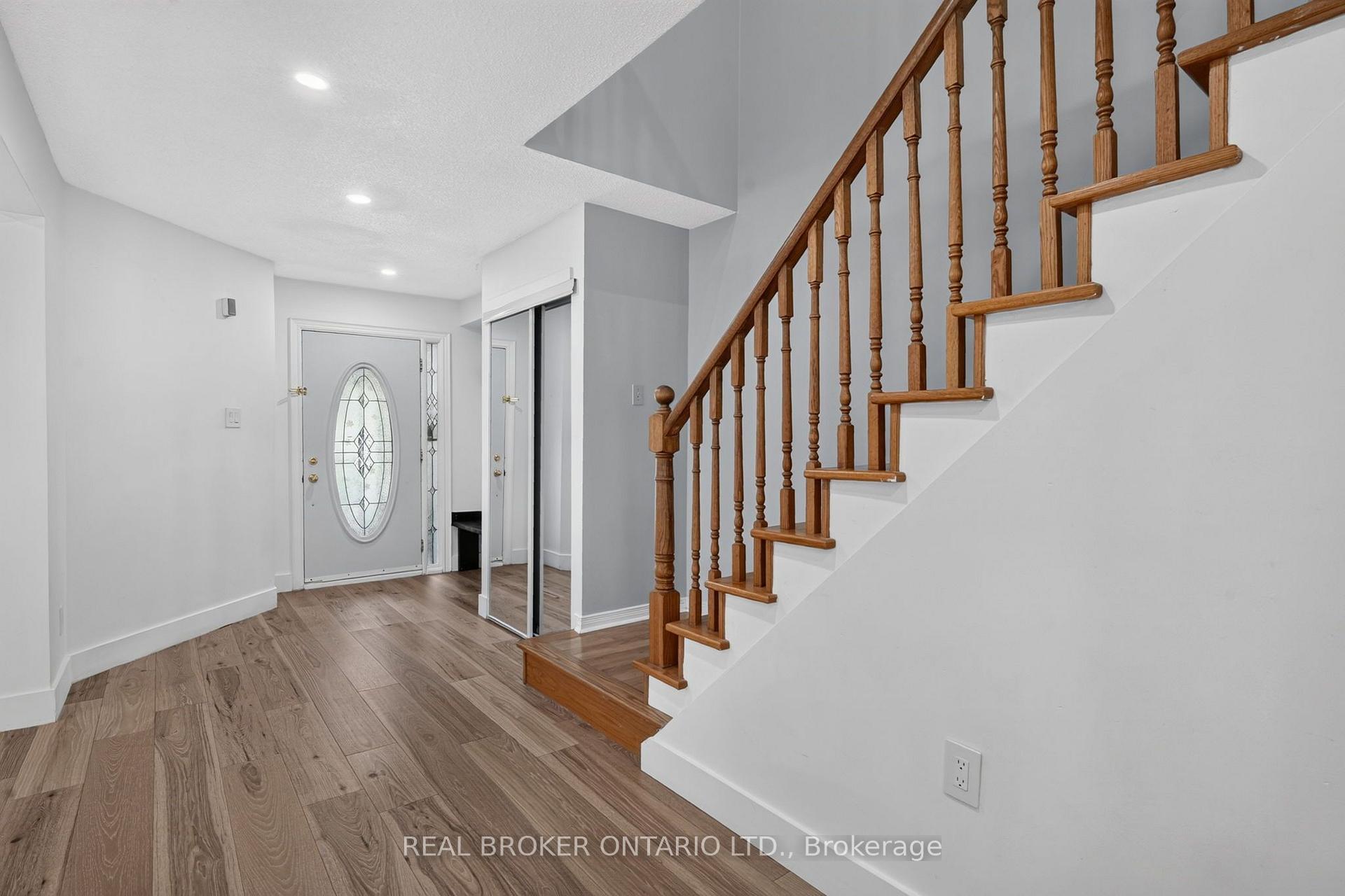 Photo 17 of 1491 Evenside Crescent, Mississauga, East Credit — HOMEH