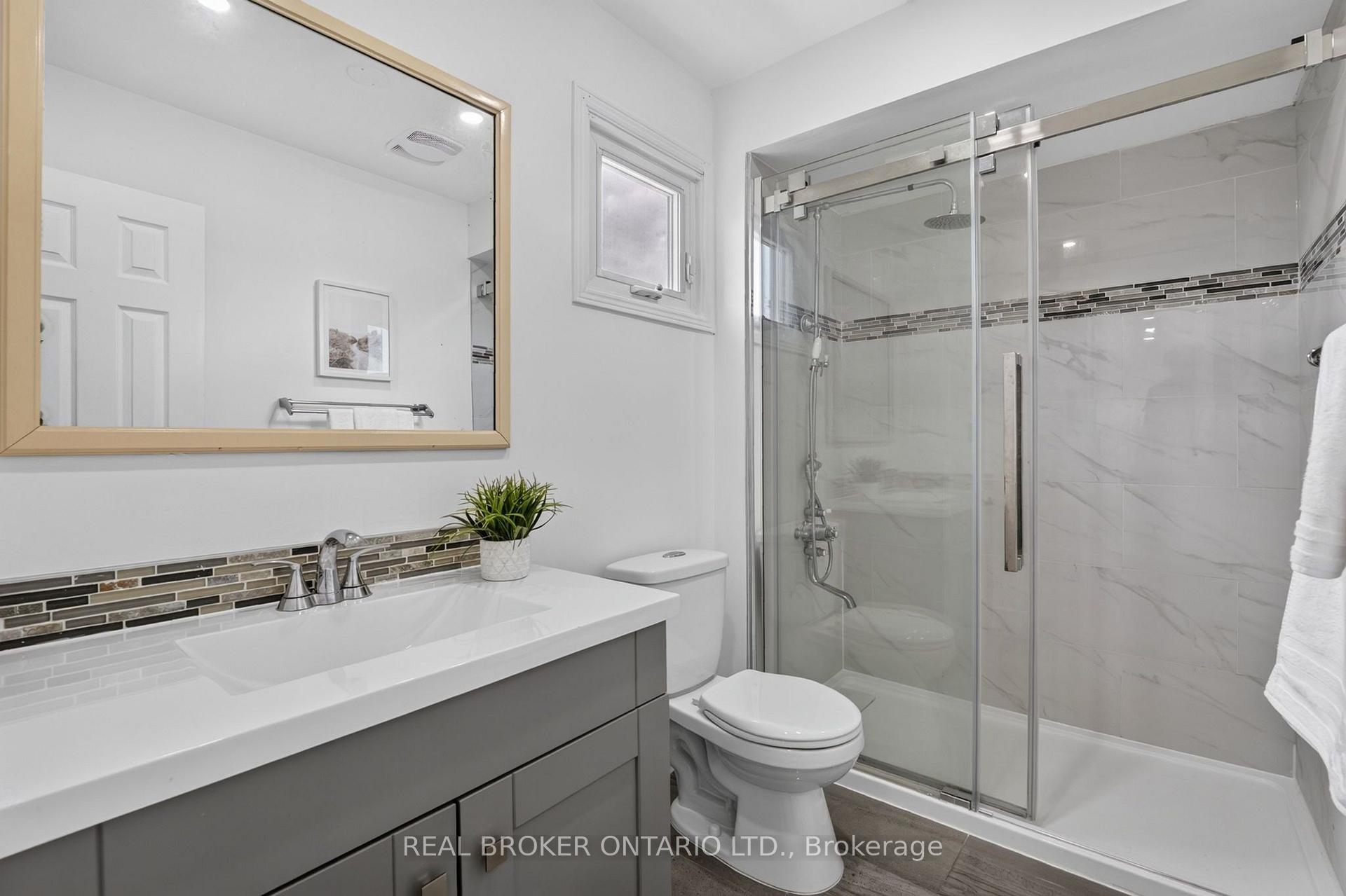 Photo 21 of 1491 Evenside Crescent, Mississauga, East Credit — HOMEH