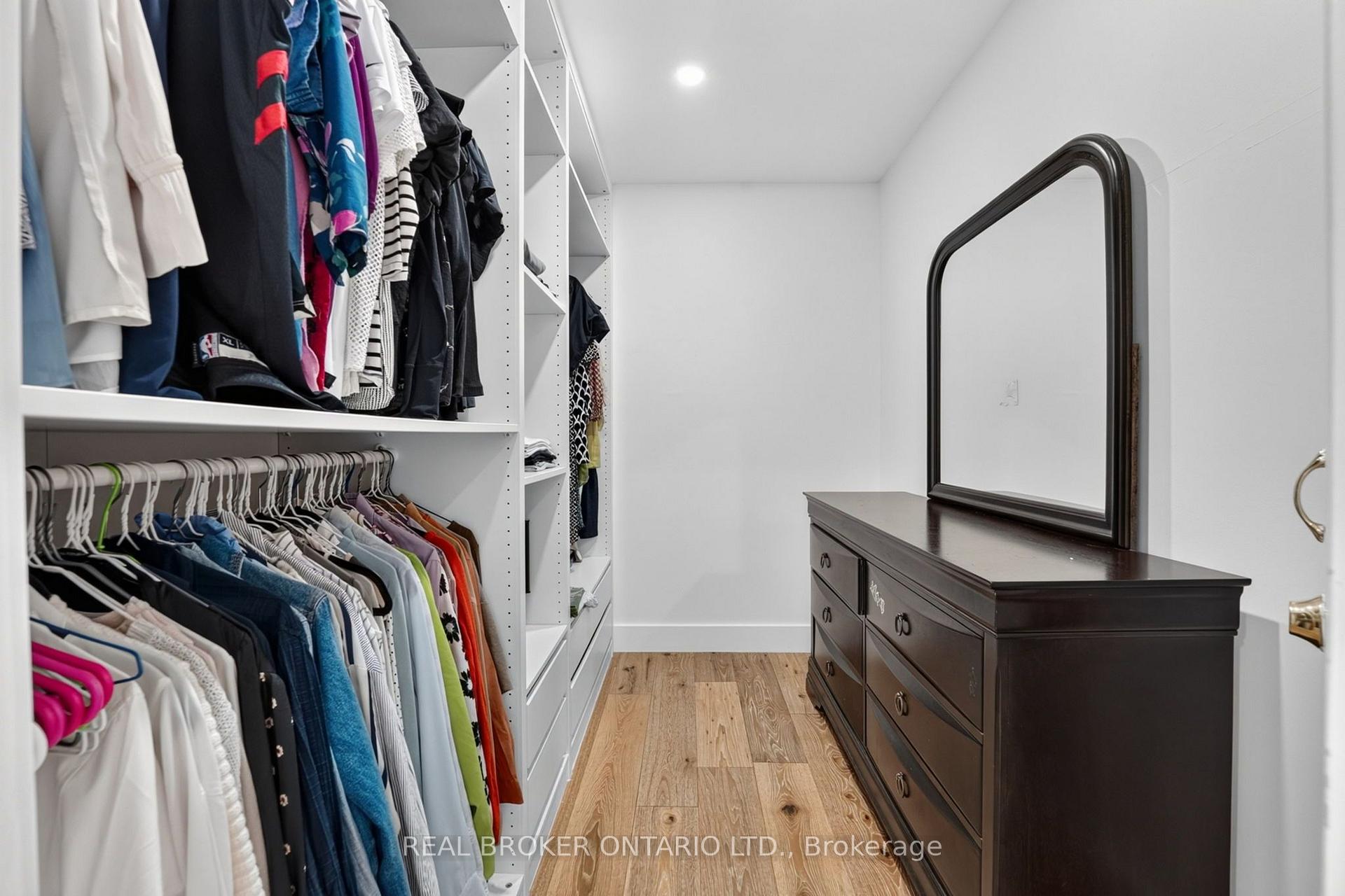 Photo 22 of 1491 Evenside Crescent, Mississauga, East Credit — HOMEH