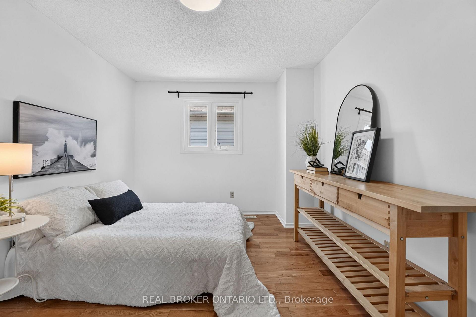 Photo 23 of 1491 Evenside Crescent, Mississauga, East Credit — HOMEH