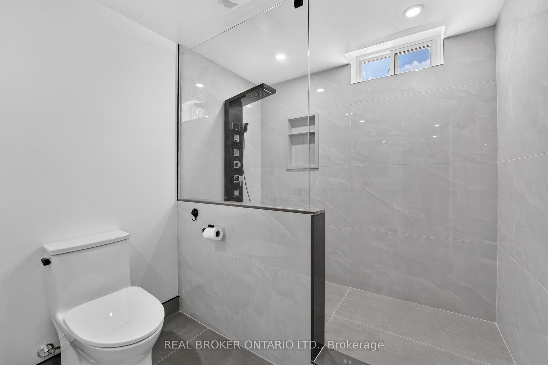 Photo 35 of 1491 Evenside Crescent, Mississauga, East Credit — HOMEH