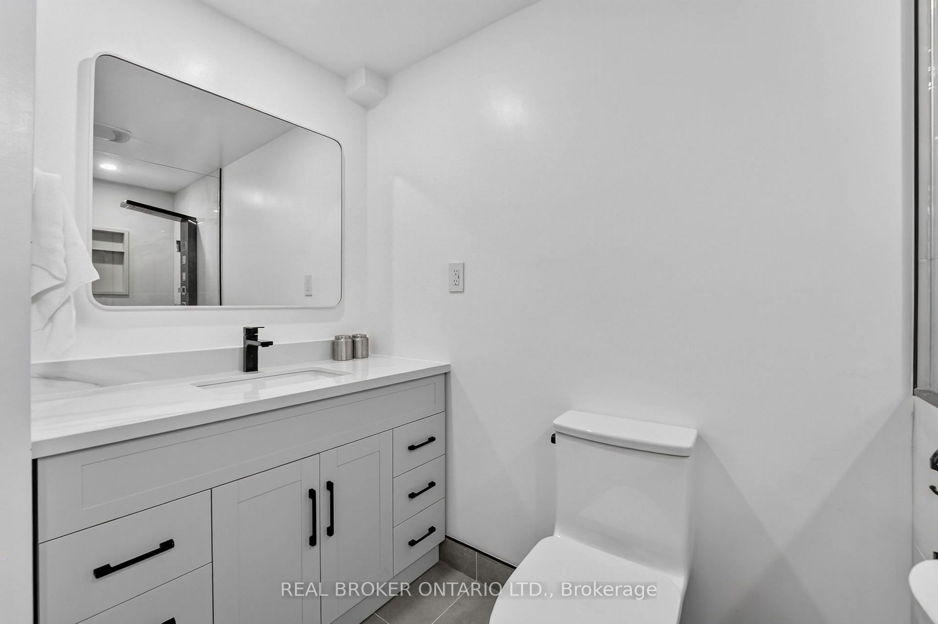 Photo 36 of 1491 Evenside Crescent, Mississauga, East Credit — HOMEH
