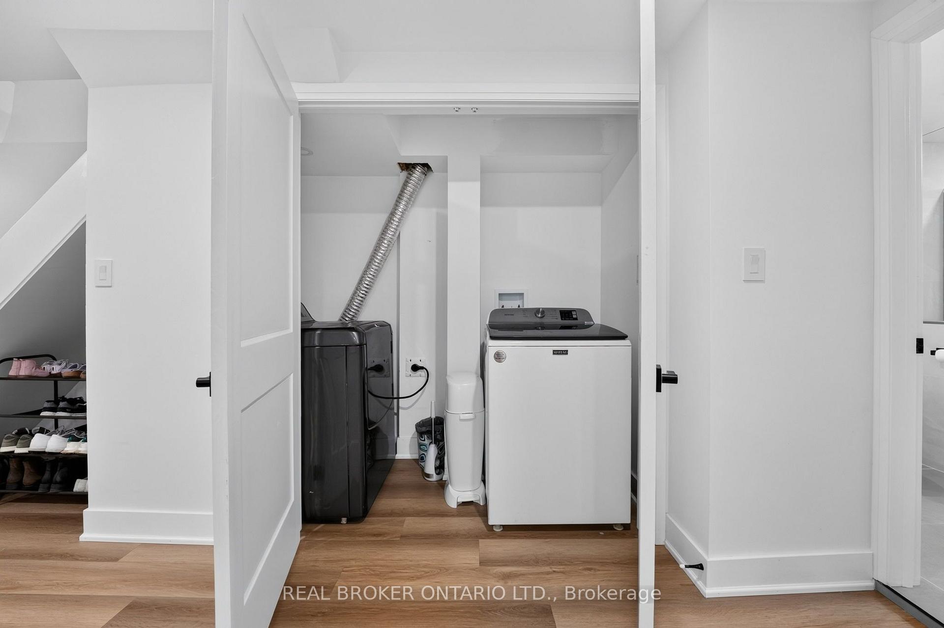 Photo 37 of 1491 Evenside Crescent, Mississauga, East Credit — HOMEH