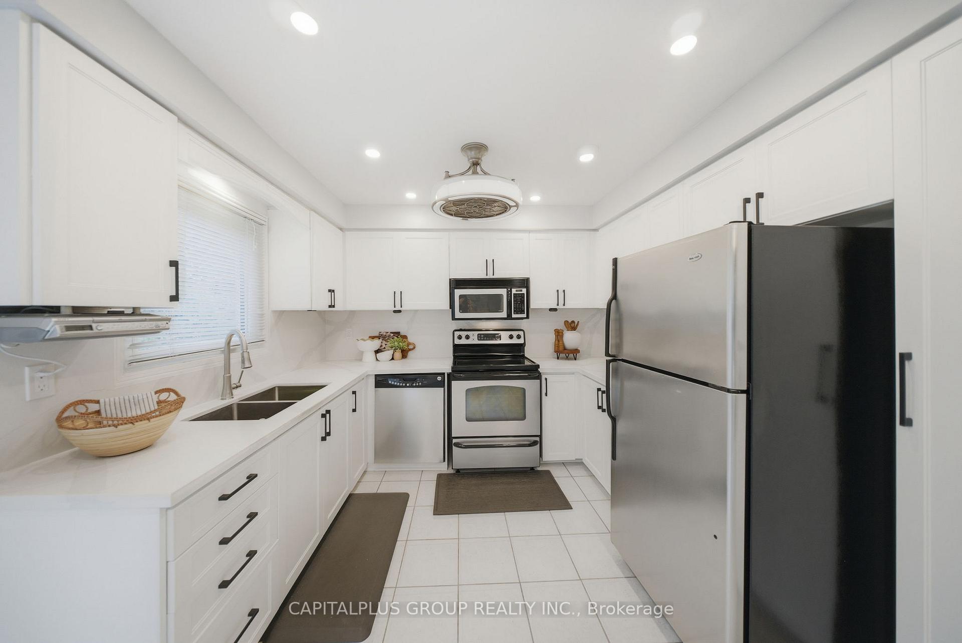 Photo 21 of 2110 Blue Ridge Crescent, Pickering, Brock Ridge — HOMEH