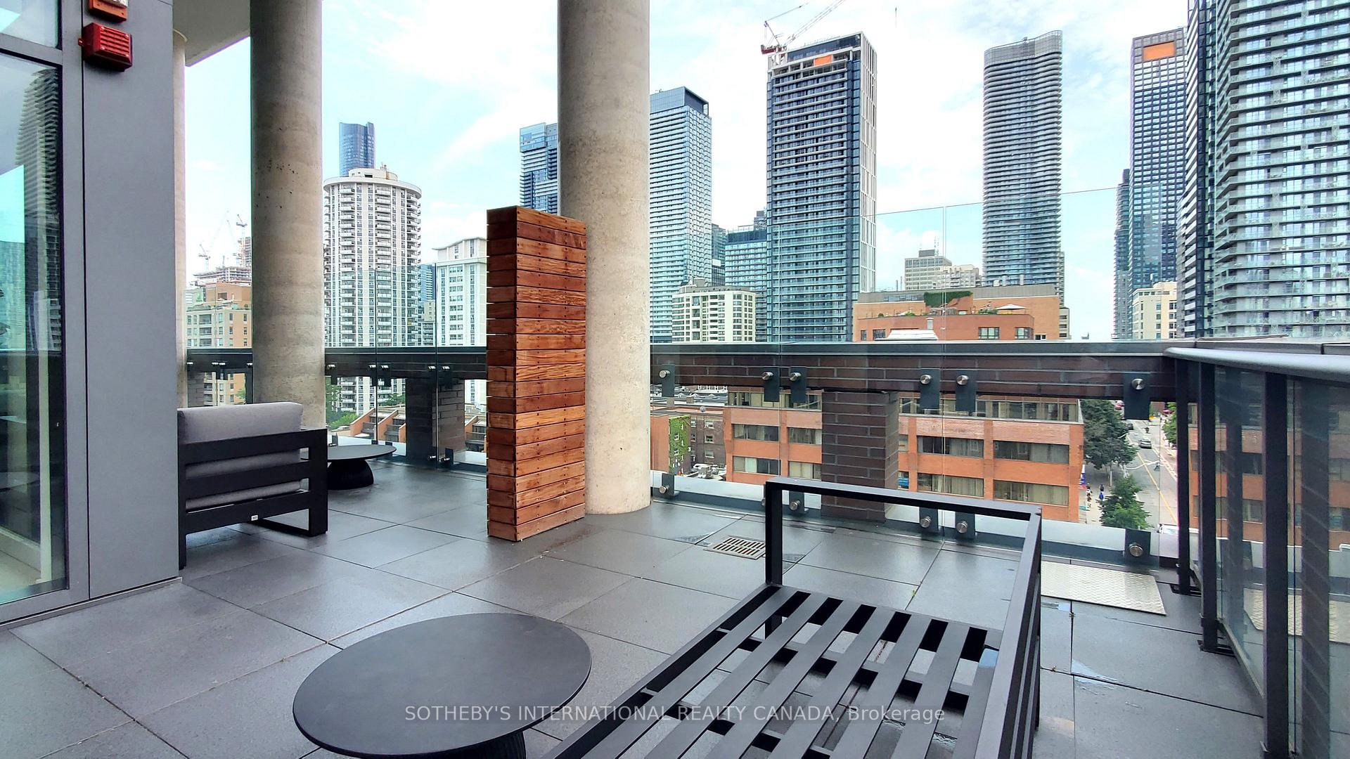 Photo 6 of Unit 305, 81 Wellesley Street E, Toronto, Church-Yonge Corridor — HOMEH