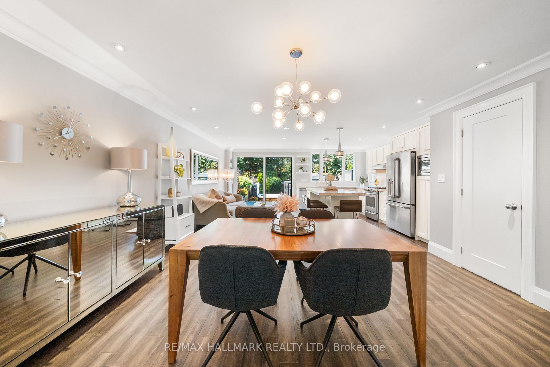Photo 8 of 214 Divadale Drive, Toronto, Leaside — HOMEH