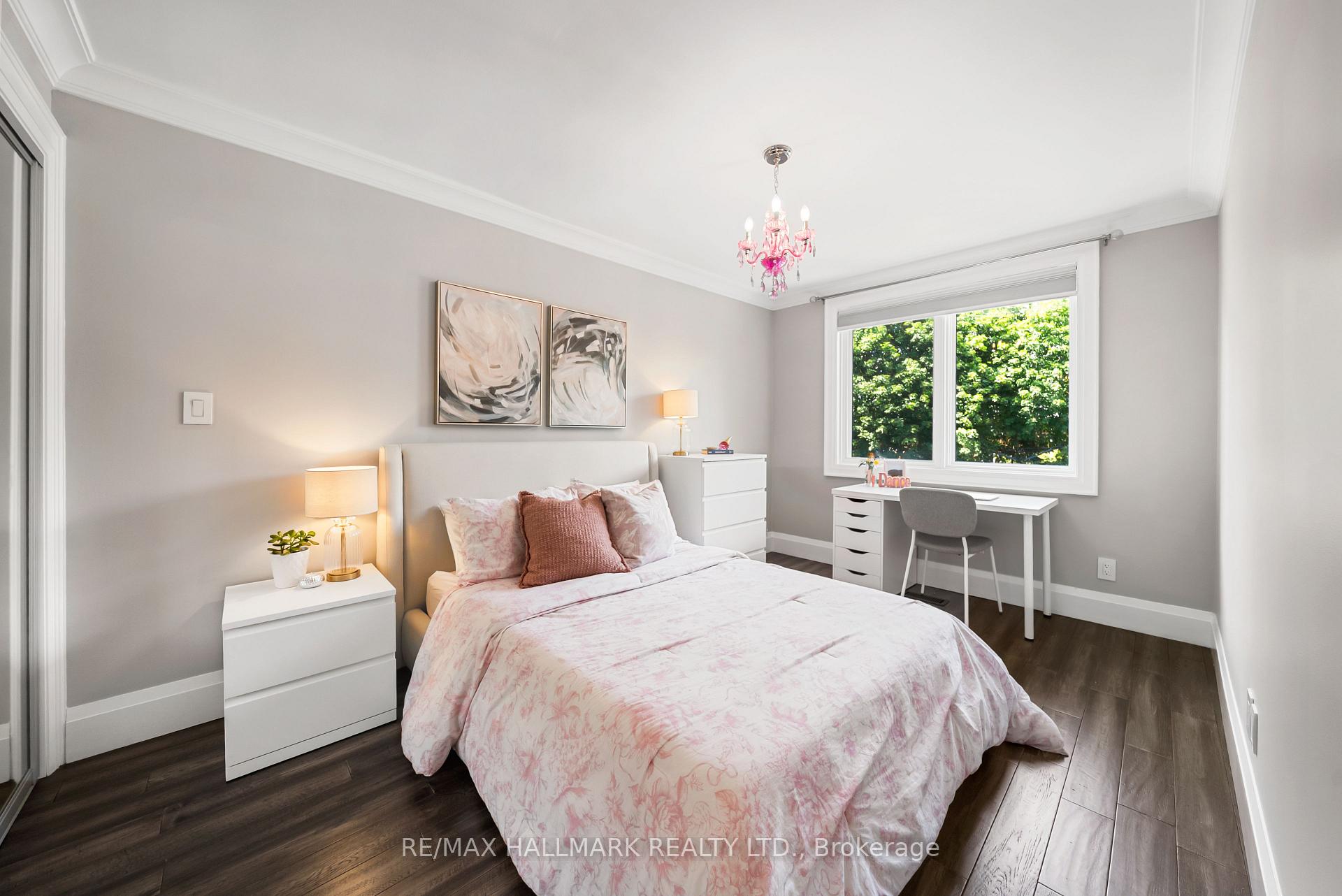 Photo 21 of 214 Divadale Drive, Toronto, Leaside — HOMEH