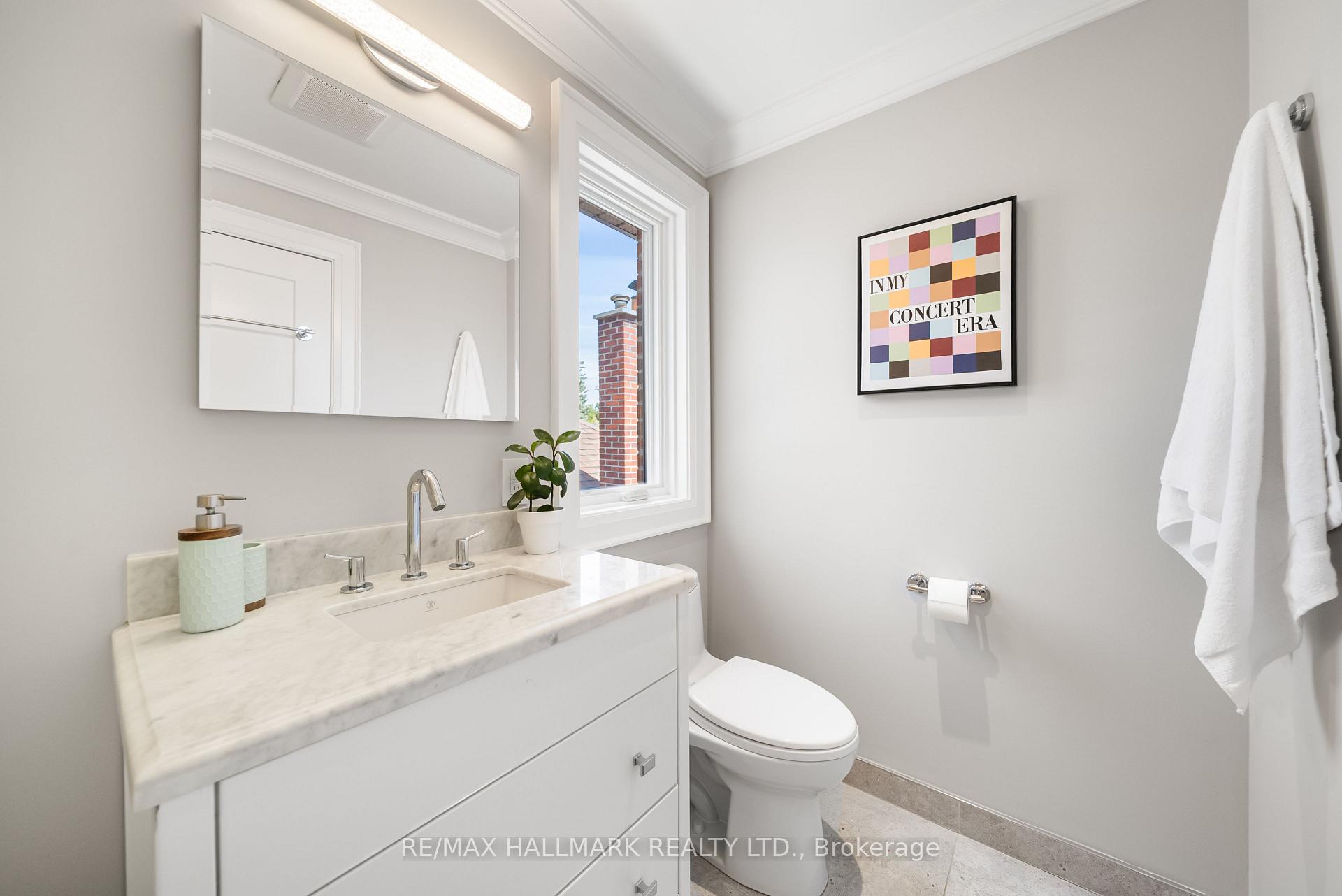Photo 26 of 214 Divadale Drive, Toronto, Leaside — HOMEH