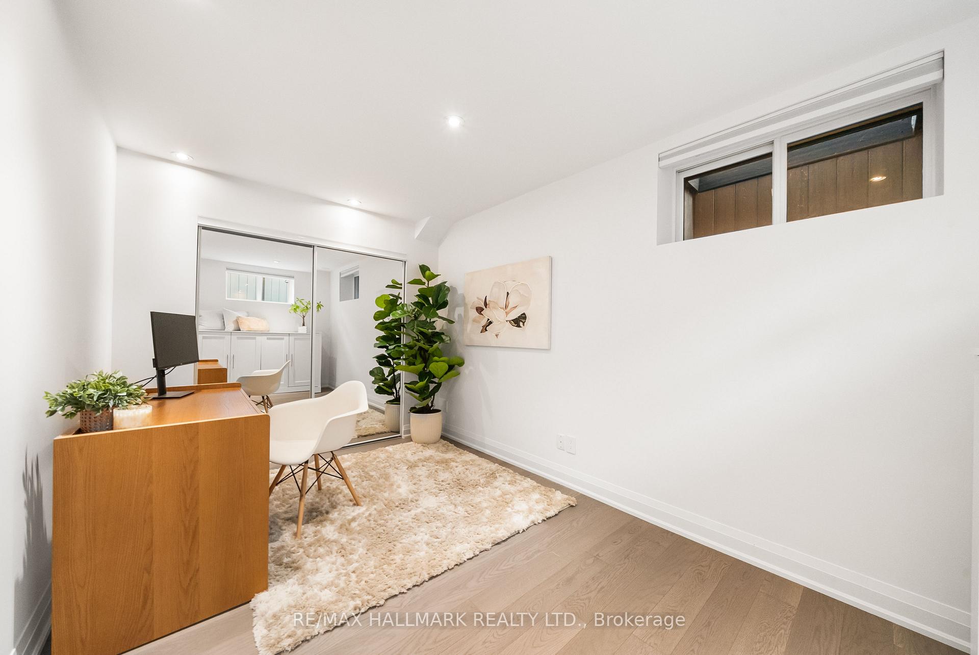 Photo 31 of 214 Divadale Drive, Toronto, Leaside — HOMEH