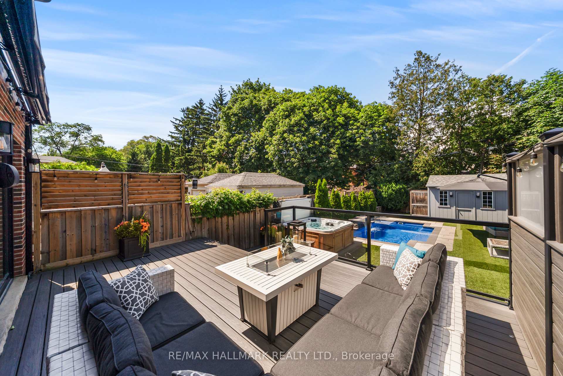 Photo 39 of 214 Divadale Drive, Toronto, Leaside — HOMEH