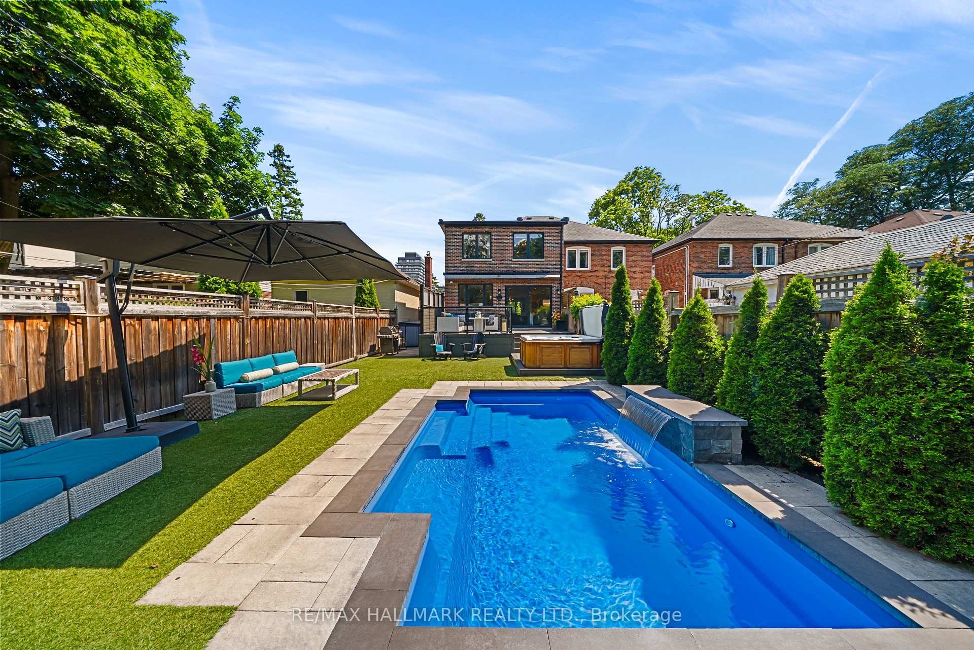 Photo 44 of 214 Divadale Drive, Toronto, Leaside — HOMEH