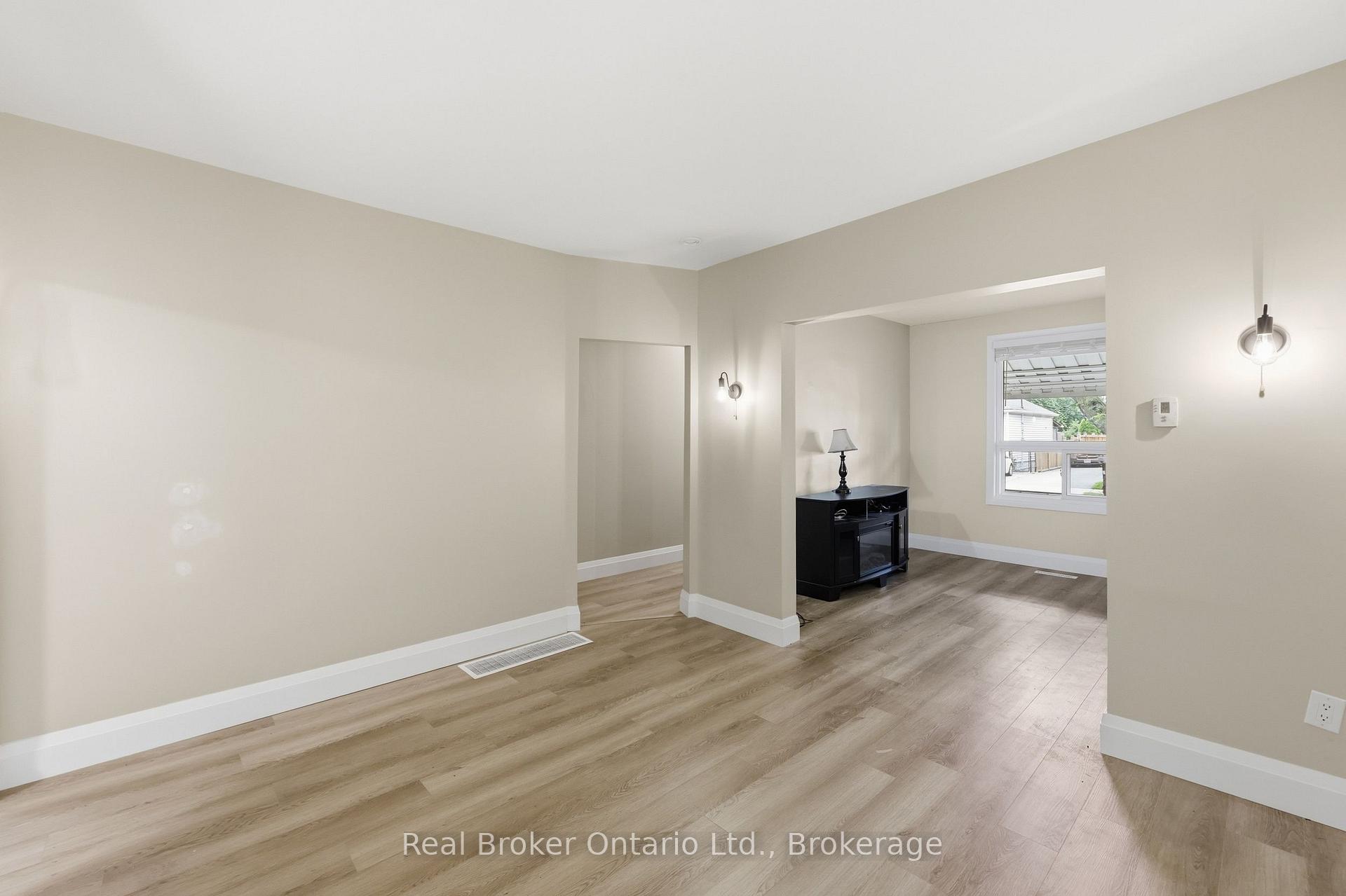 Photo 9 of 56 Harmony Avenue, Hamilton, Homeside — HOMEH