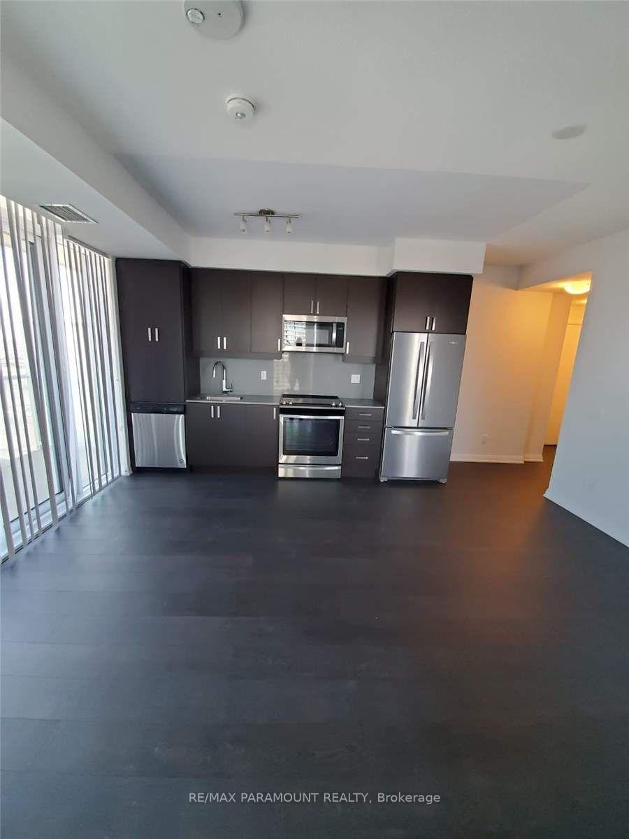 Photo 3 of Unit 3213, 7895 Jane Street, Vaughan, Concord — HOMEH