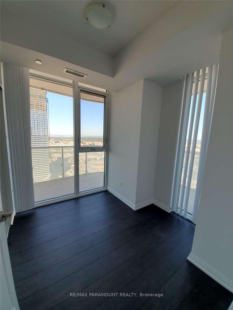 Photo 4 of Unit 3213, 7895 Jane Street, Vaughan, Concord — HOMEH
