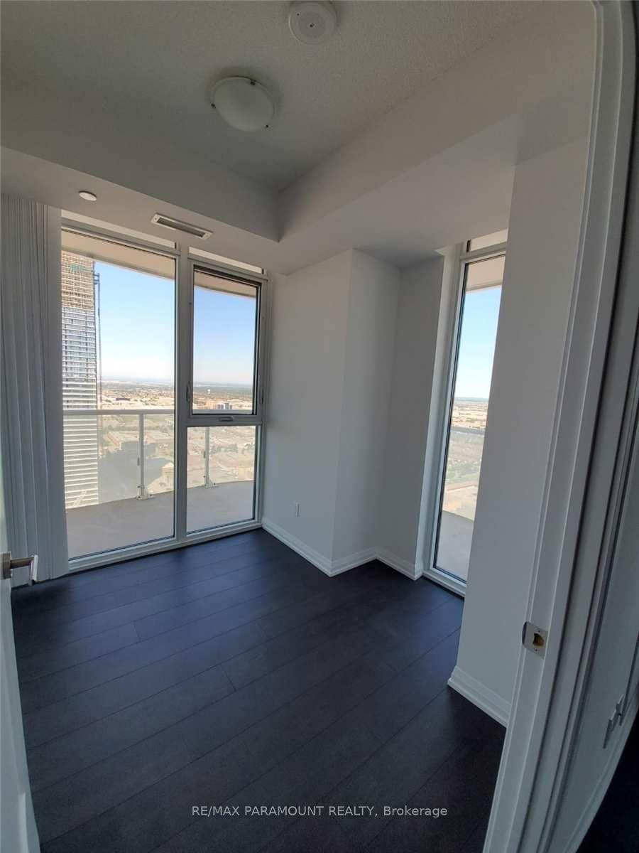 Photo 6 of Unit 3213, 7895 Jane Street, Vaughan, Concord — HOMEH
