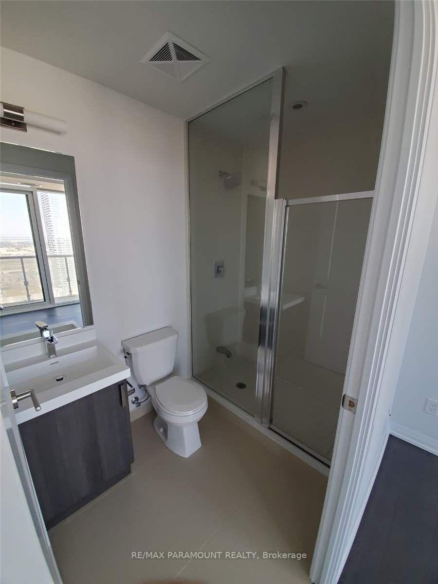 Photo 7 of Unit 3213, 7895 Jane Street, Vaughan, Concord — HOMEH