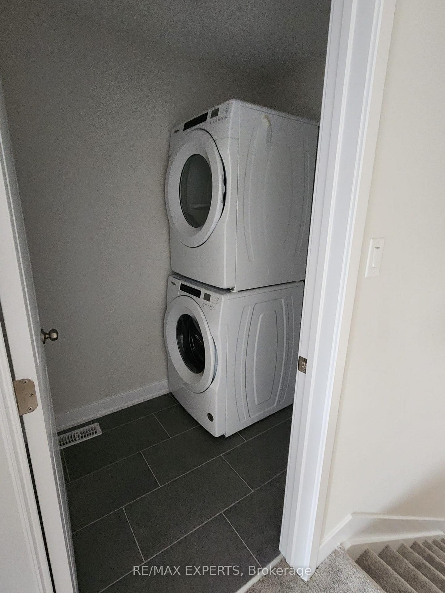 Photo 12 of 95 Whitcomb Crescent E, Smiths Falls, Smiths Falls — HOMEH
