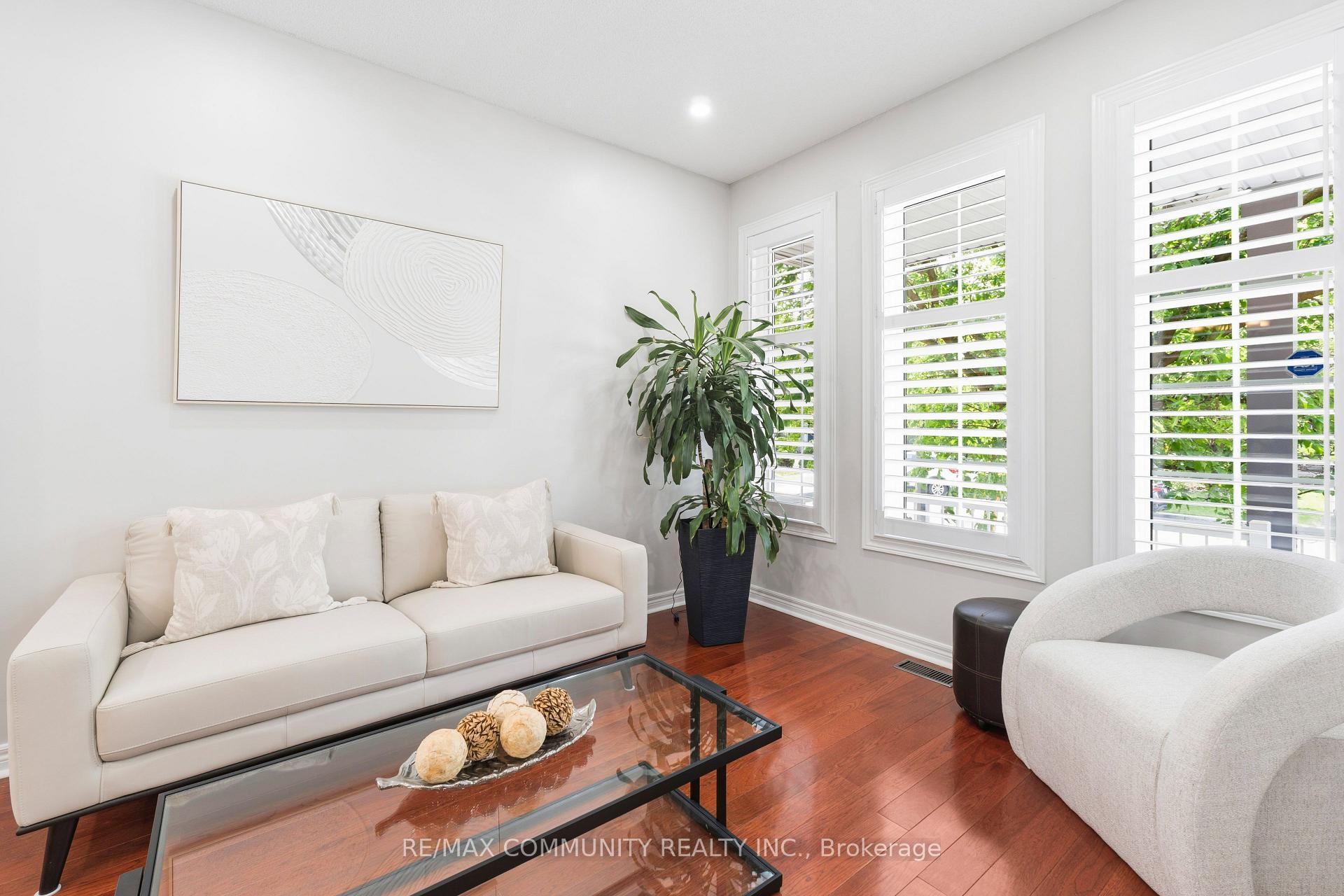 Photo 5 of 5673 Pegasus Street, Mississauga, Churchill Meadows — HOMEH